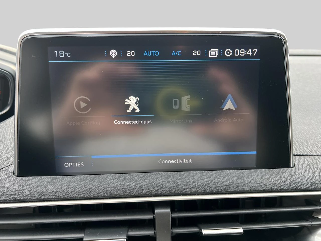 Peugeot-5008-image-10
