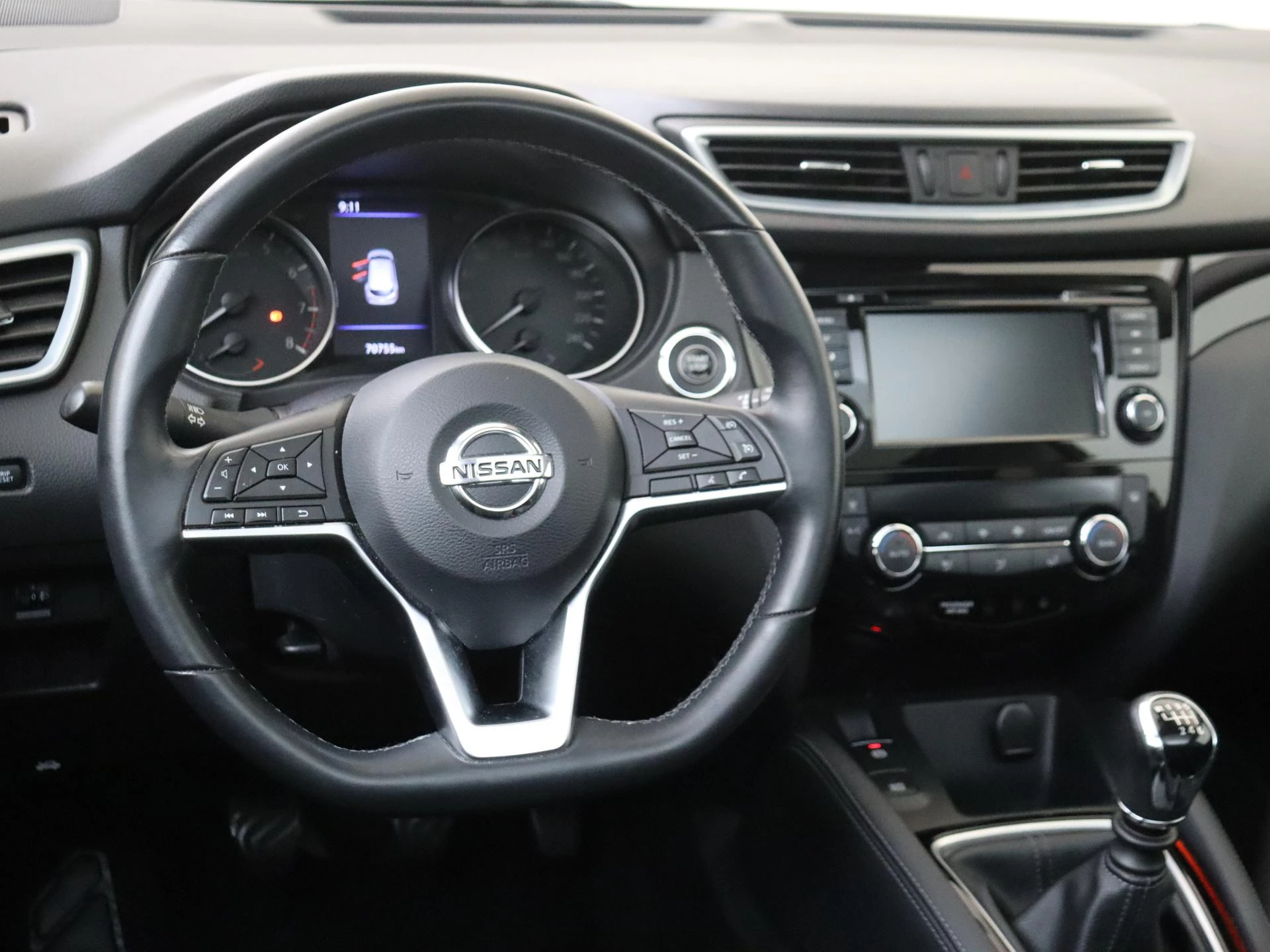 Nissan-QASHQAI-image-9