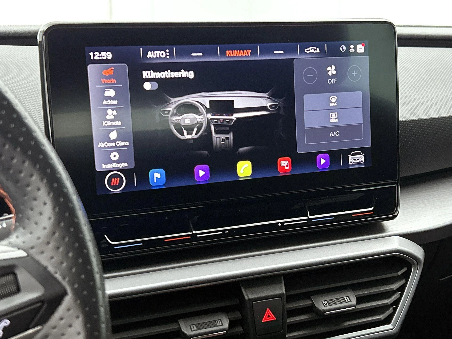 SEAT-Leon-image-23