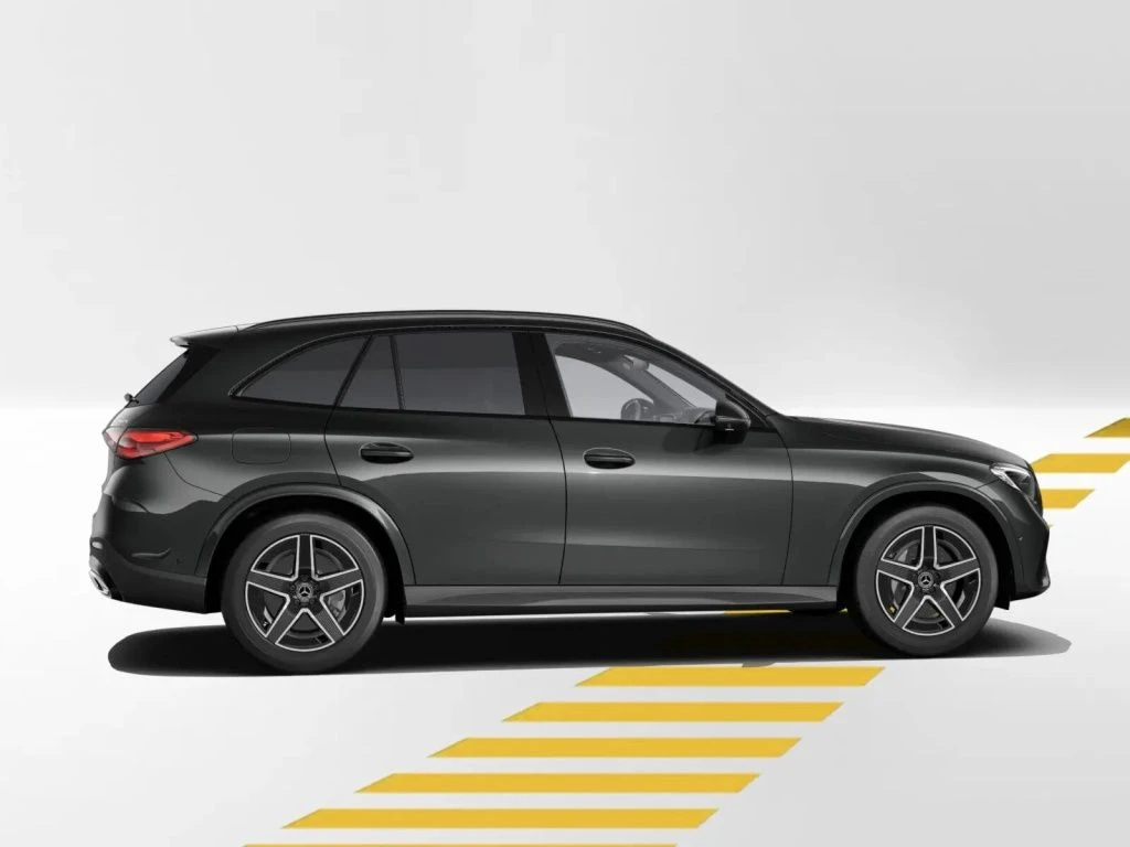 Mercedes-Benz-GLC 300 e-image-7