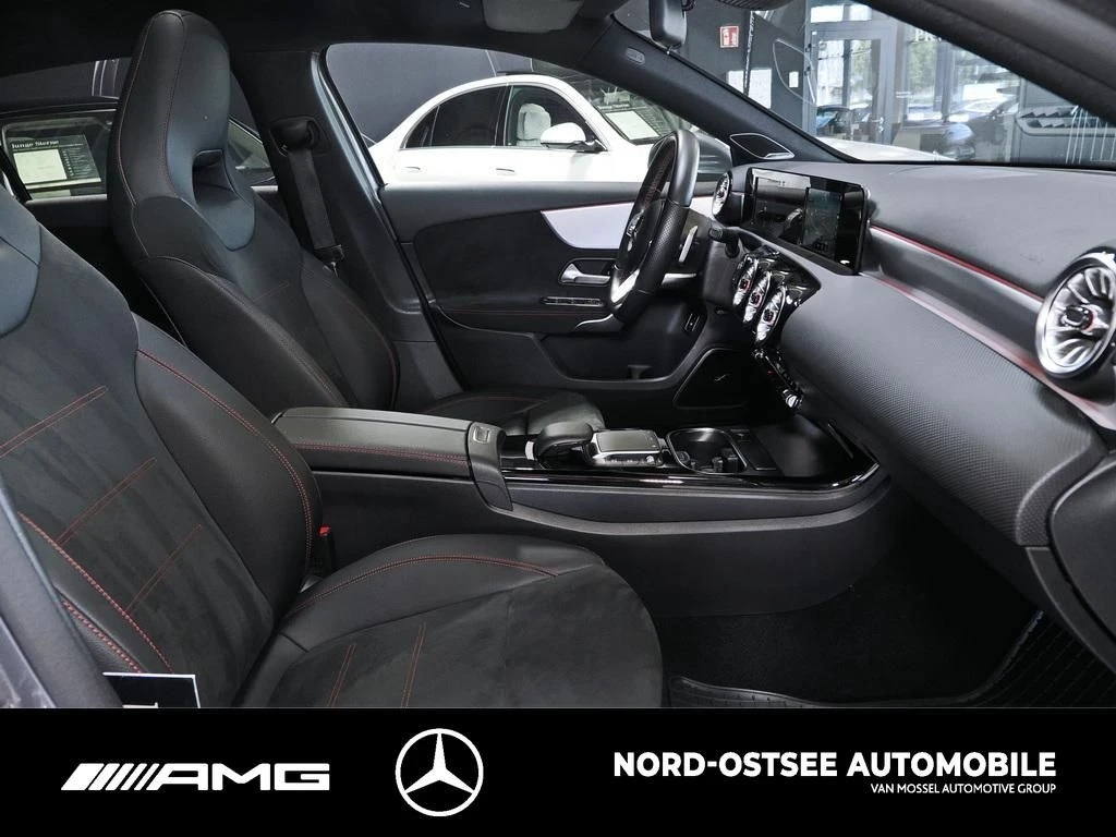 Mercedes-Benz A-Klasse 250 e AMG AHK PDC PANO BURMESTER TEMPOMAT AMG Line