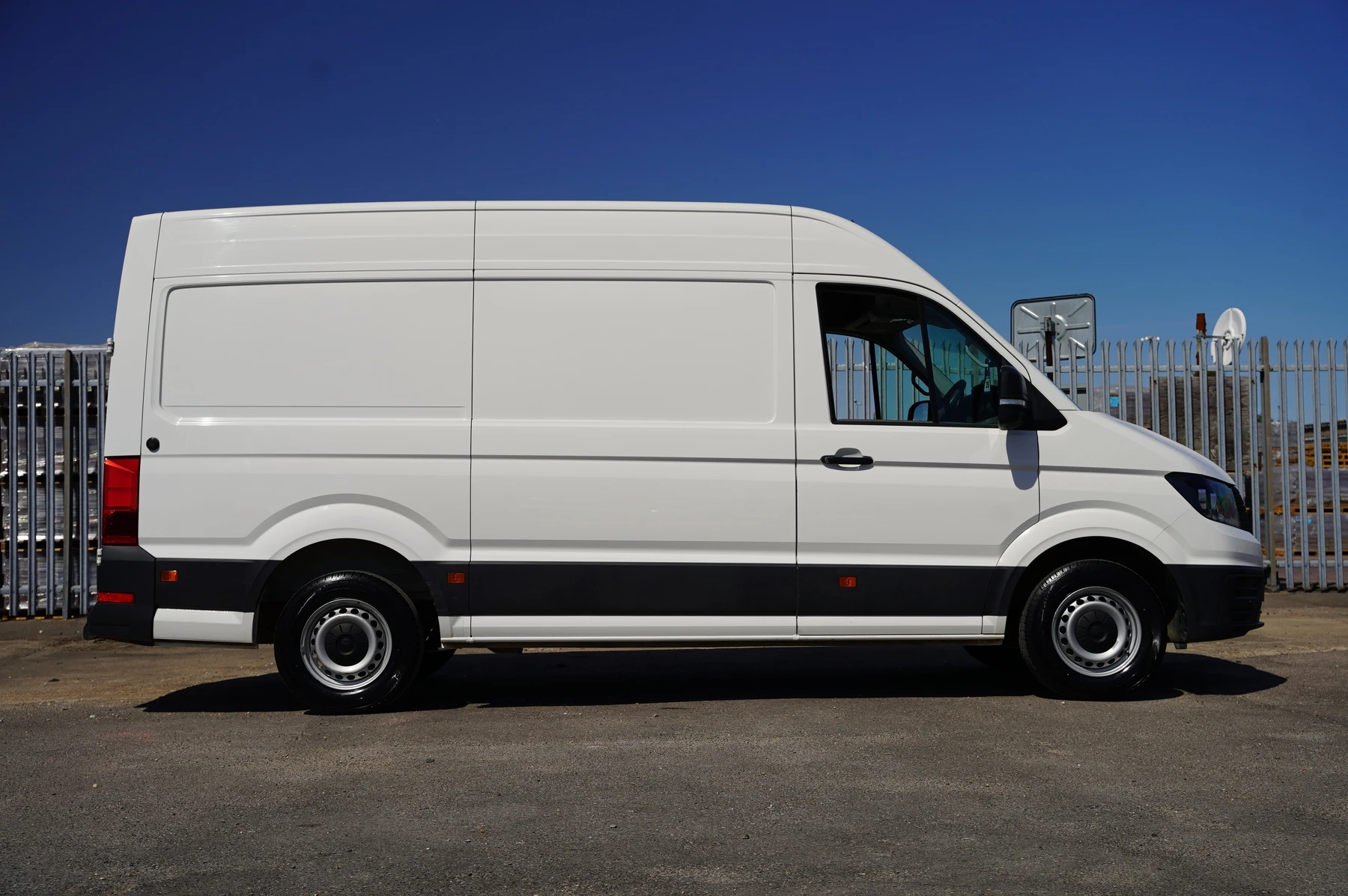 Volkswagen-Crafter-image-3