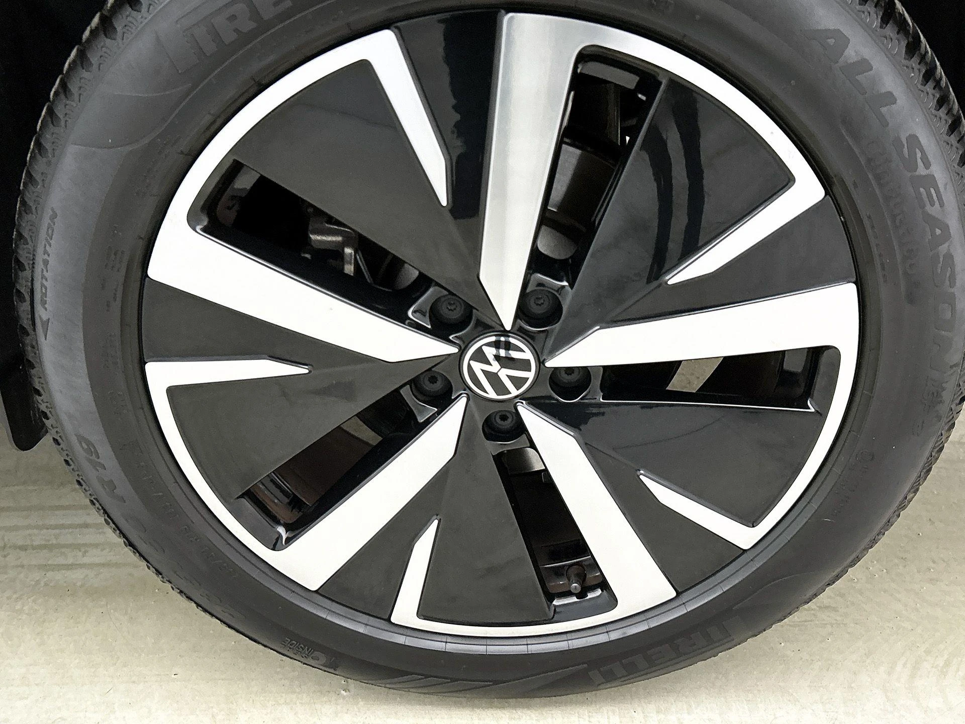 Volkswagen-Tayron-image-31