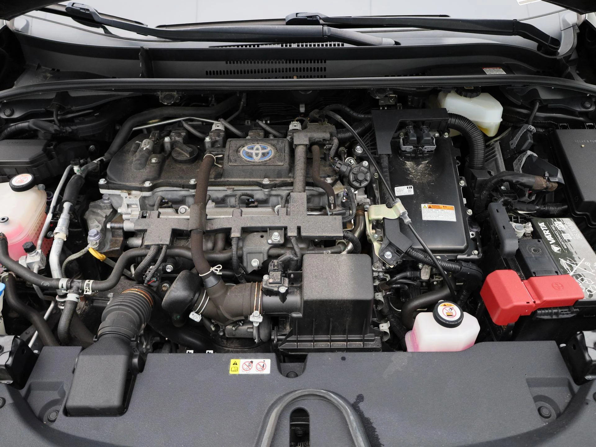 Toyota-Corolla Touring Sports-image-33