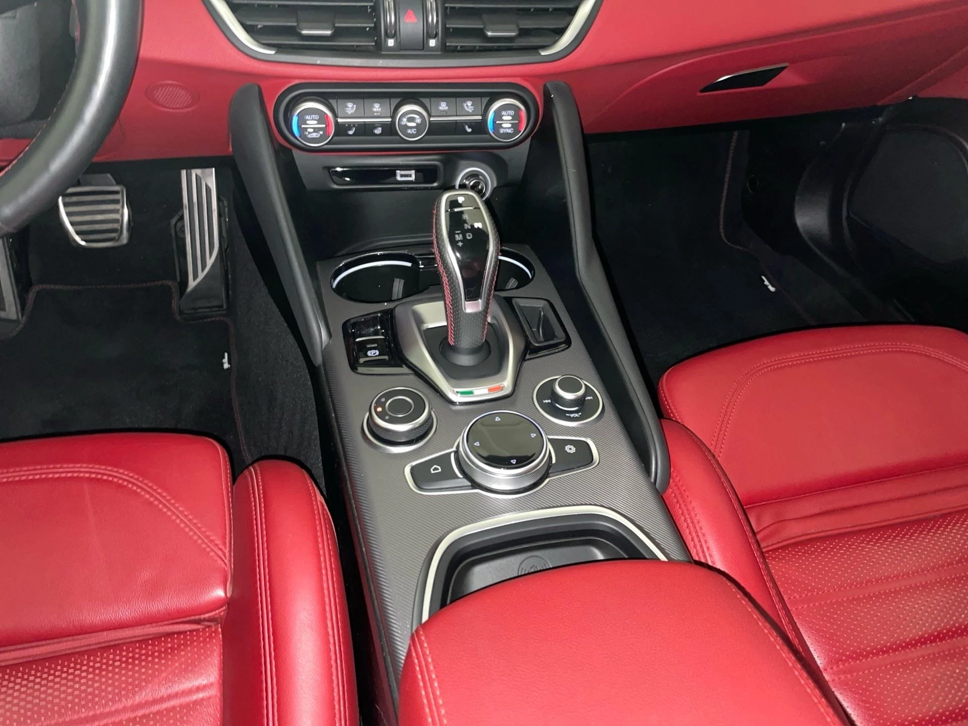 Alfa Romeo Giulia 2.0 TB 280 Q4 Veloce AUTO