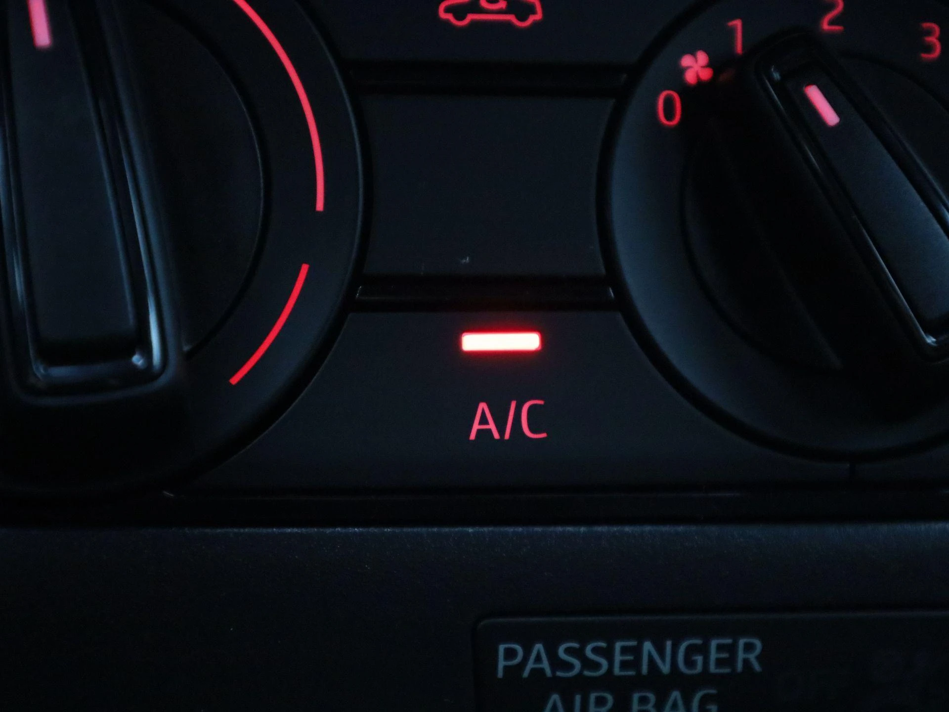 SEAT-Ibiza-image-18