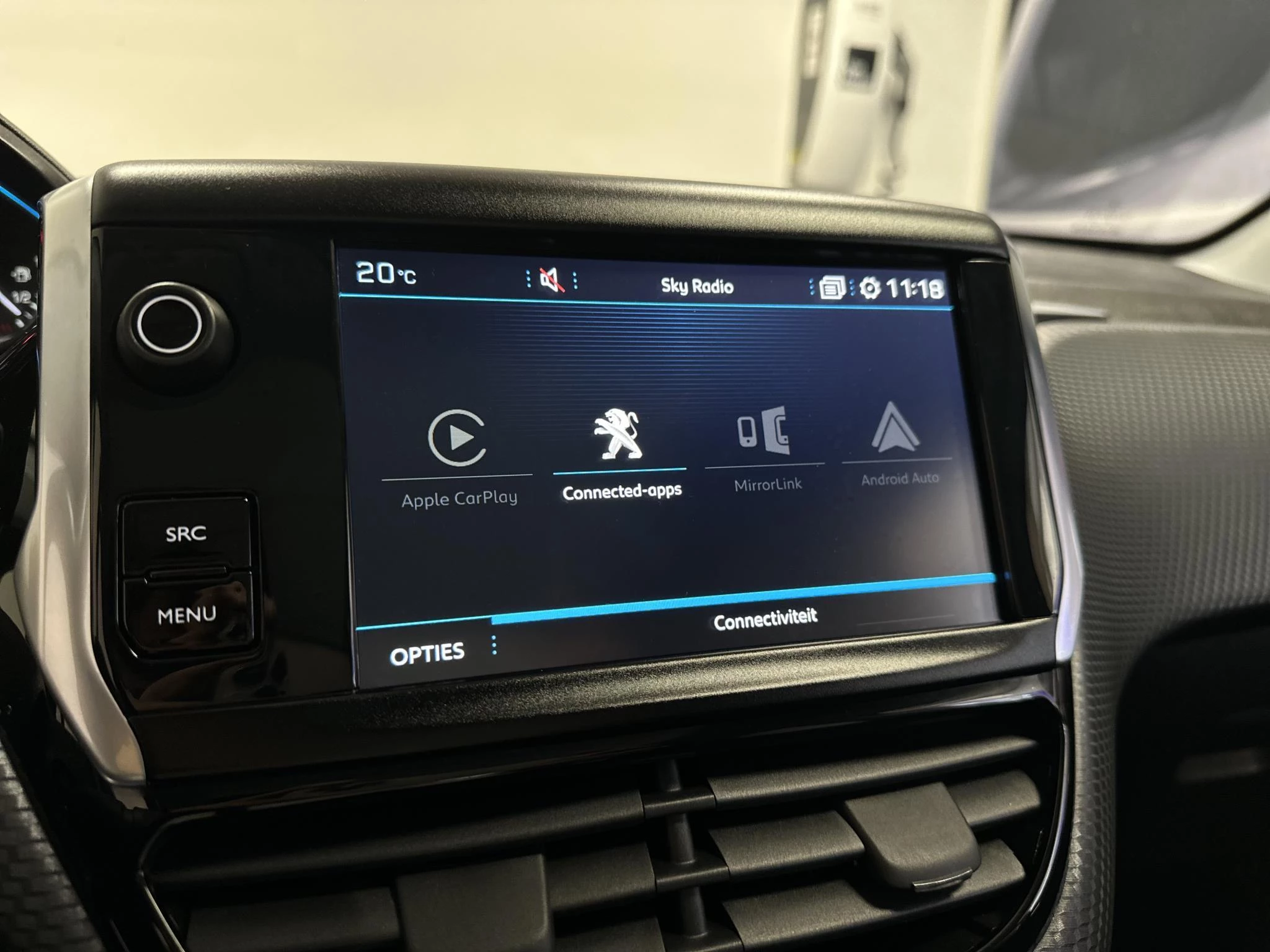 Peugeot-2008-image-7