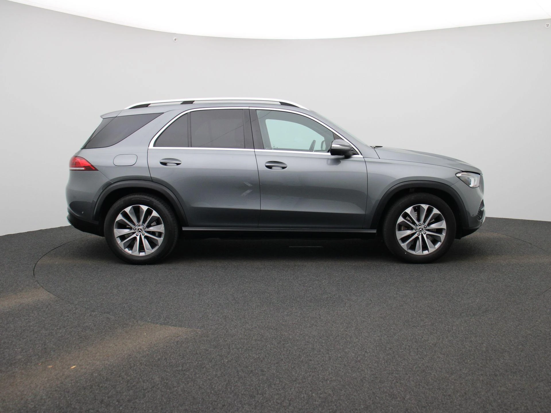 Mercedes-Benz-GLE-image-5