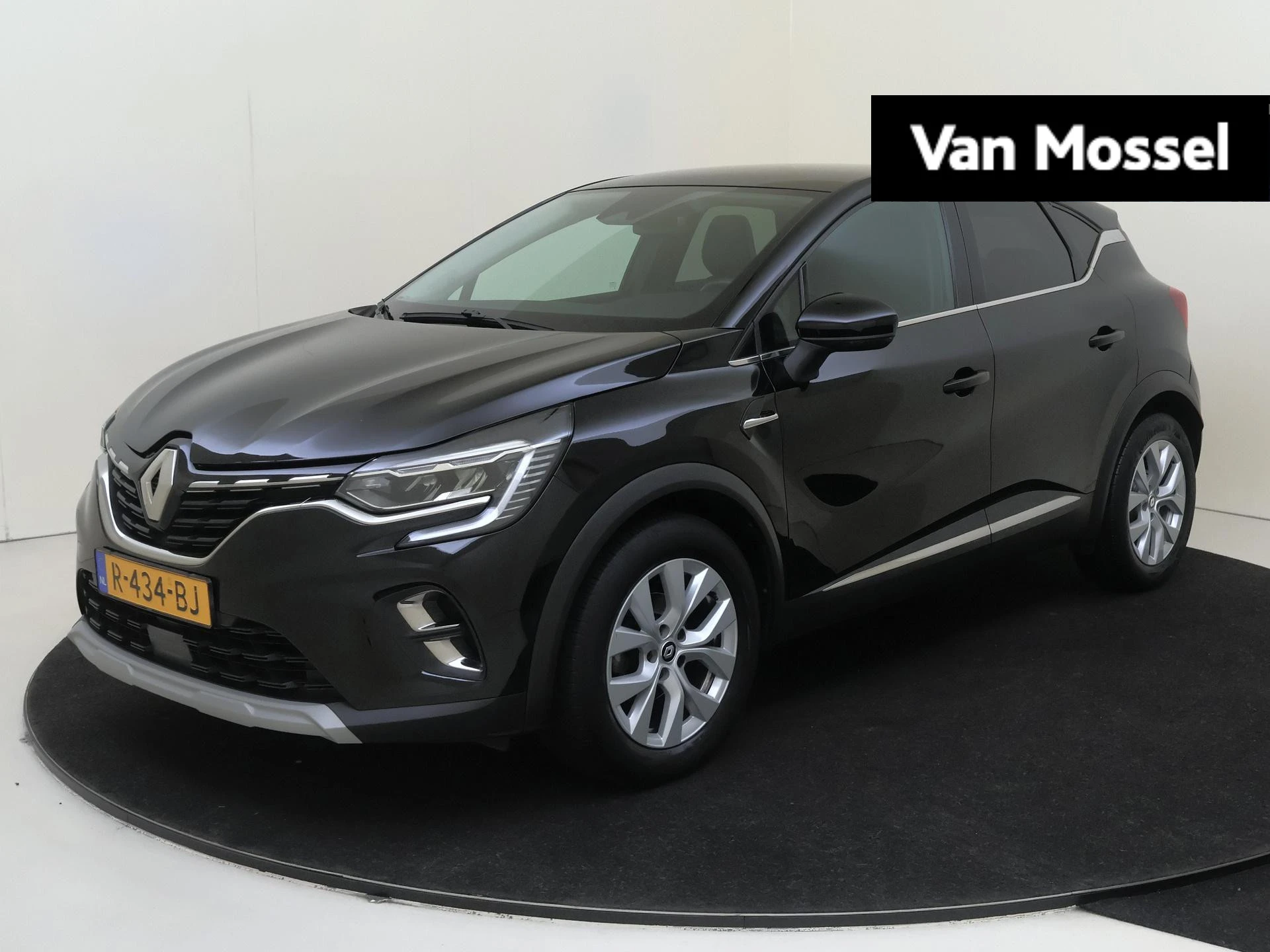 Renault-Captur-image-0