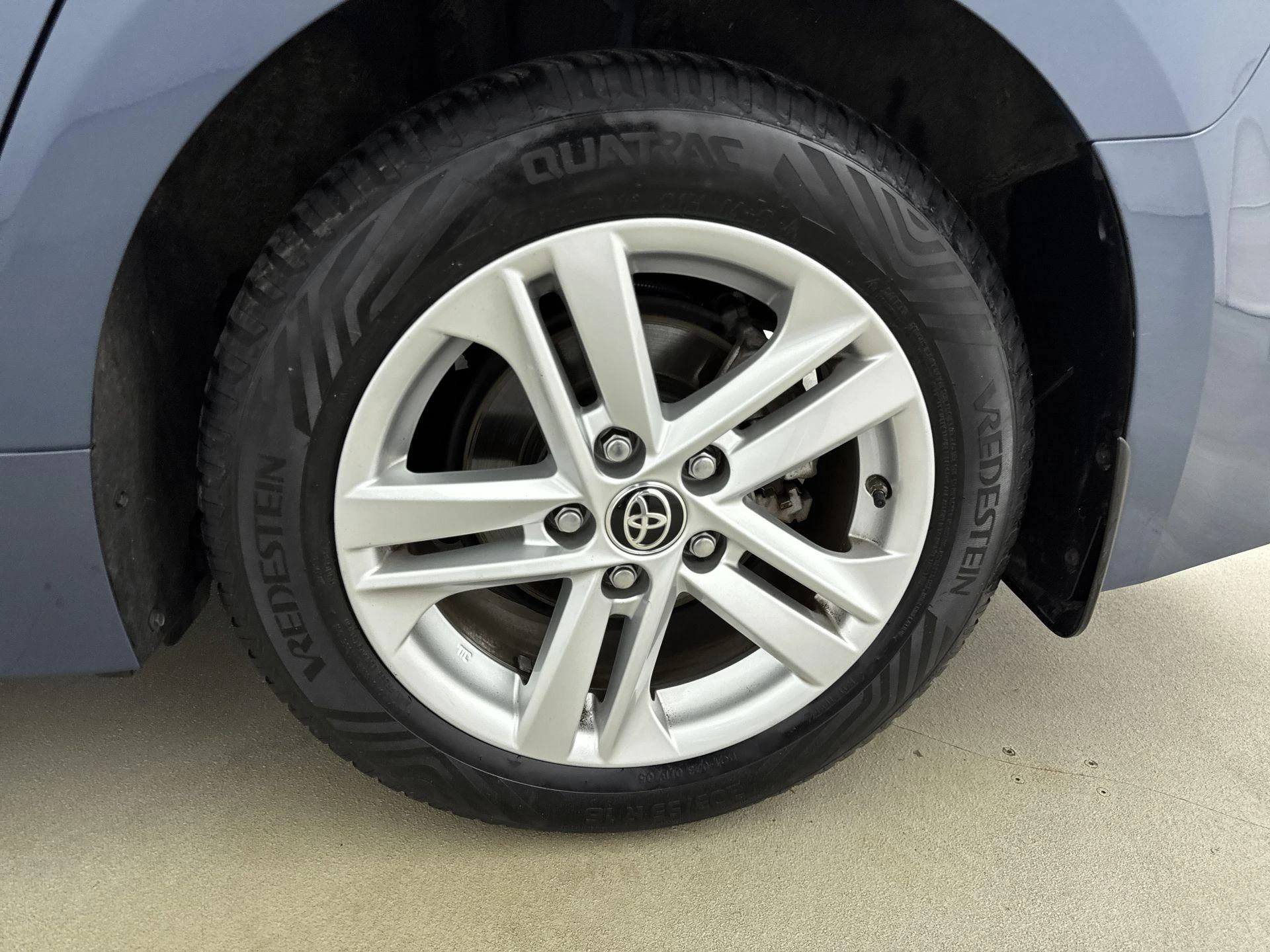 Toyota-Corolla Touring Sports-image-25