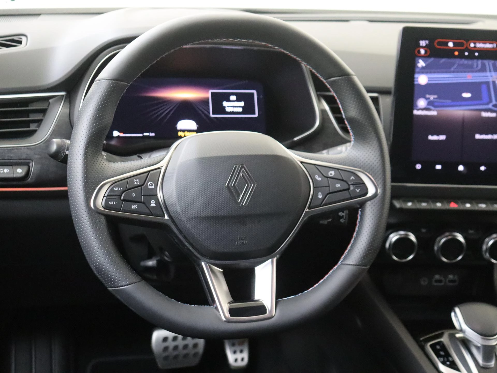 Renault-Arkana-image-13