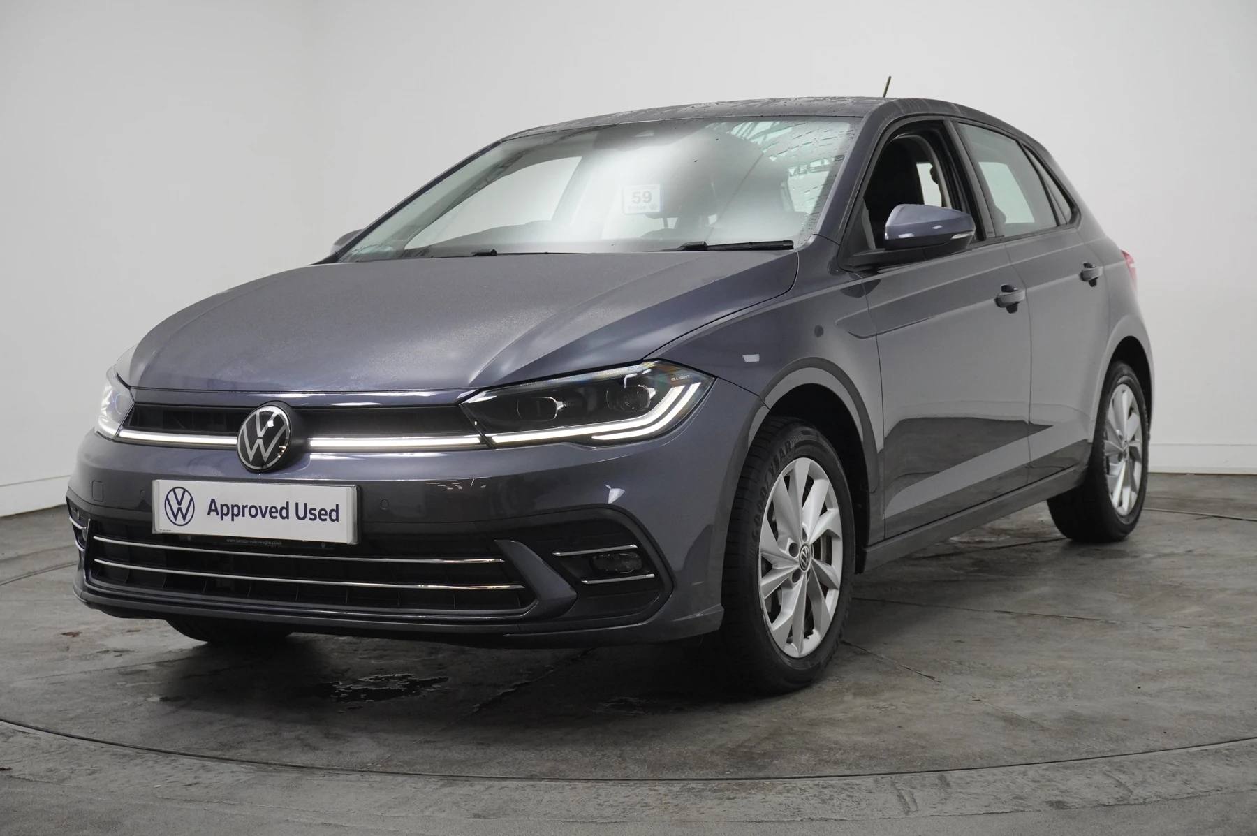 Volkswagen-Polo-image-39