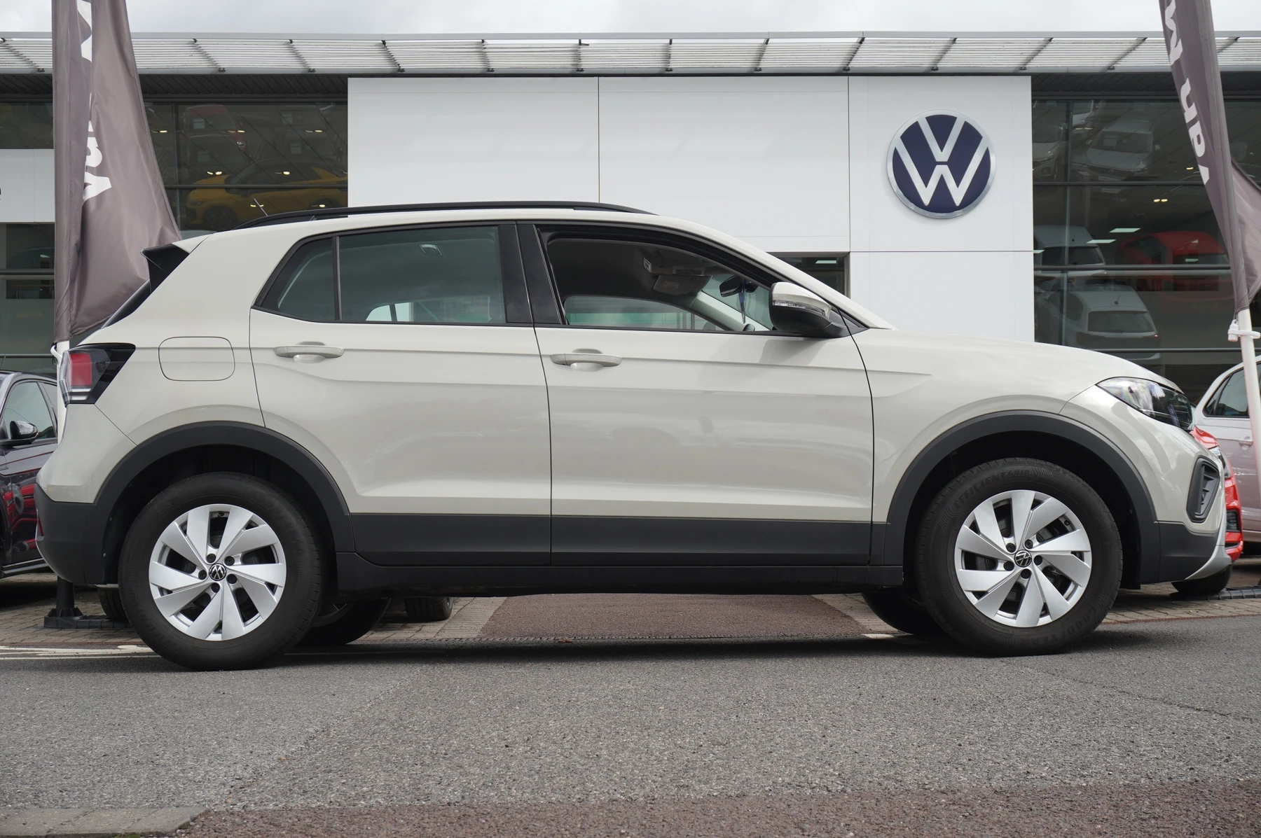 Volkswagen-T-Cross-image-3