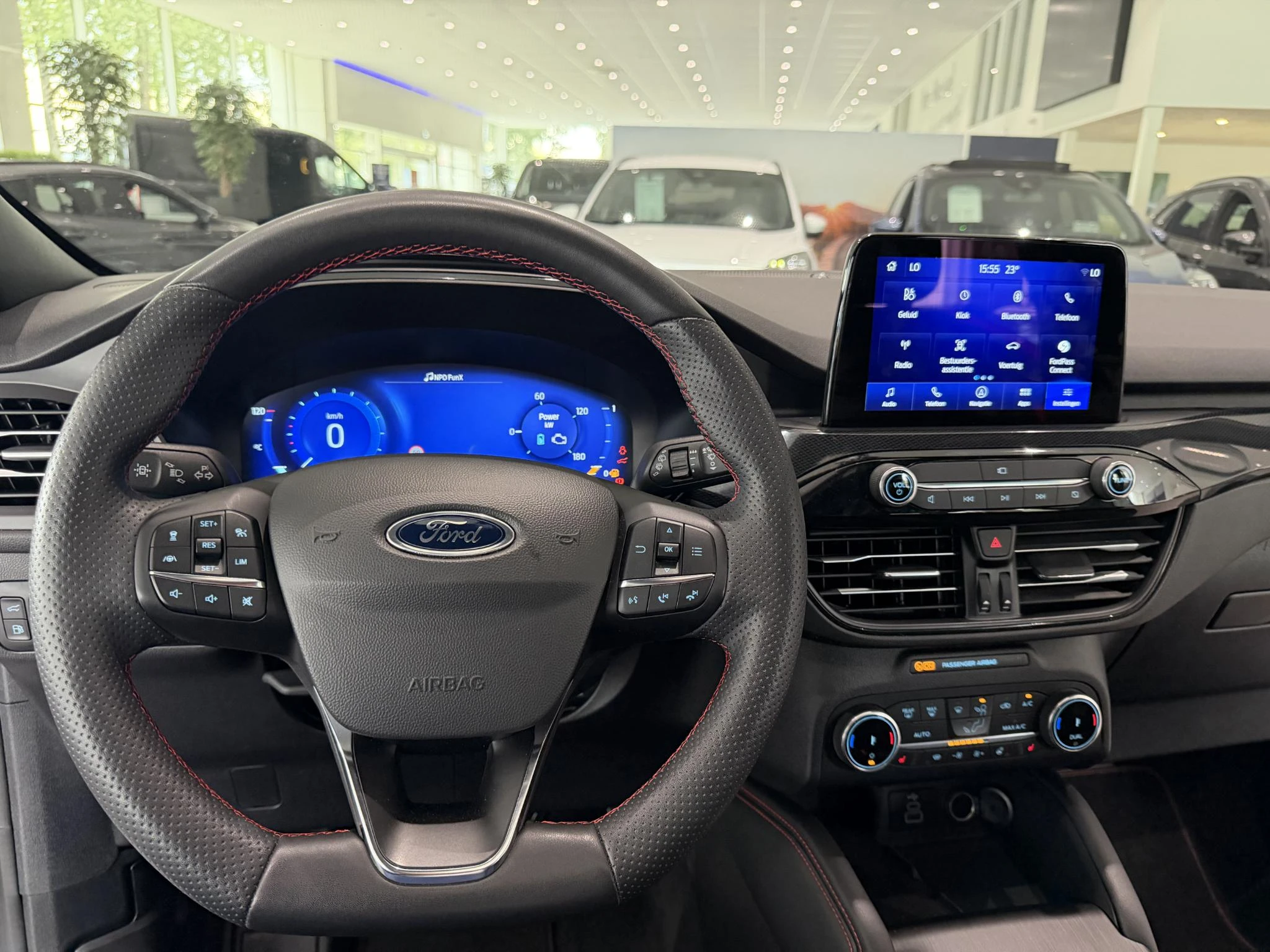 Ford-Kuga-image-13