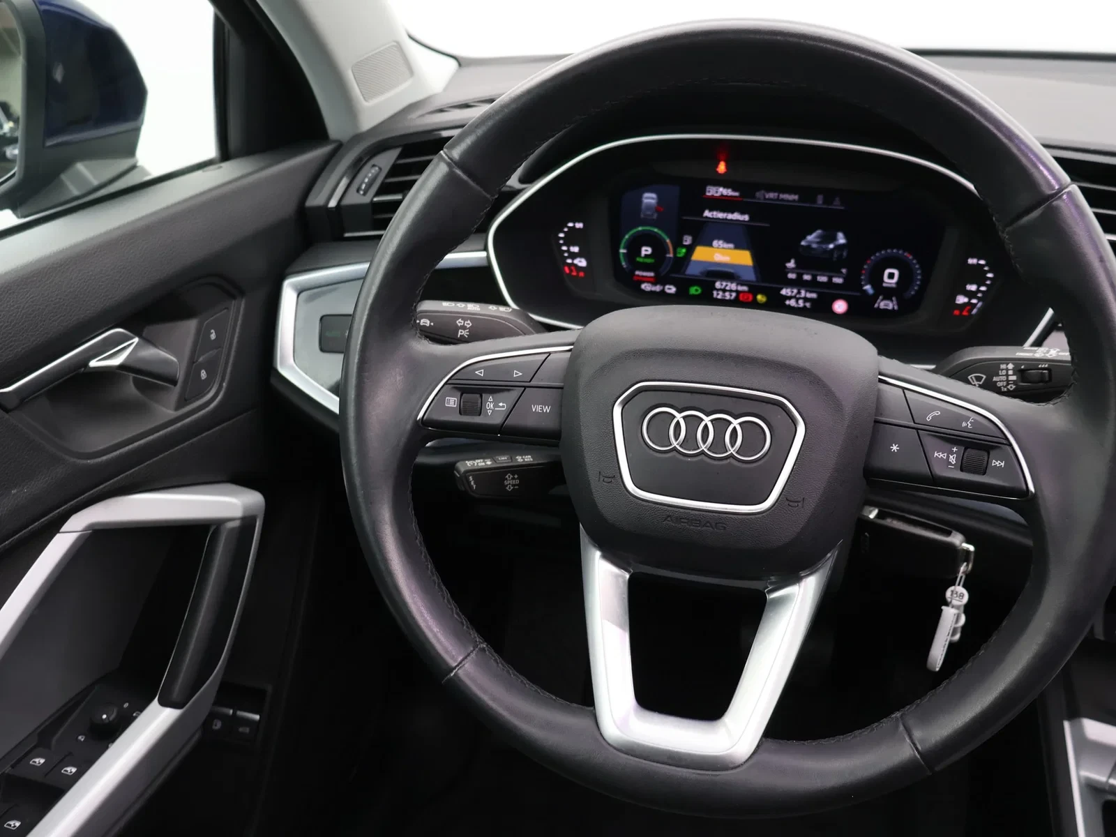 Audi Q3 PHEV Audi Q3 S line 45TFSIe PHEV 245PK *PANO DAK*NAVI*APP CONNECT*ZETELVERWARMING*CRUISE*PDC*DIGITAL DASH