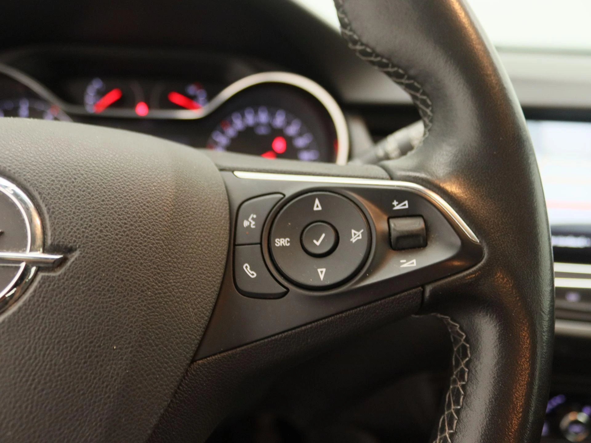 Opel-Crossland-image-17
