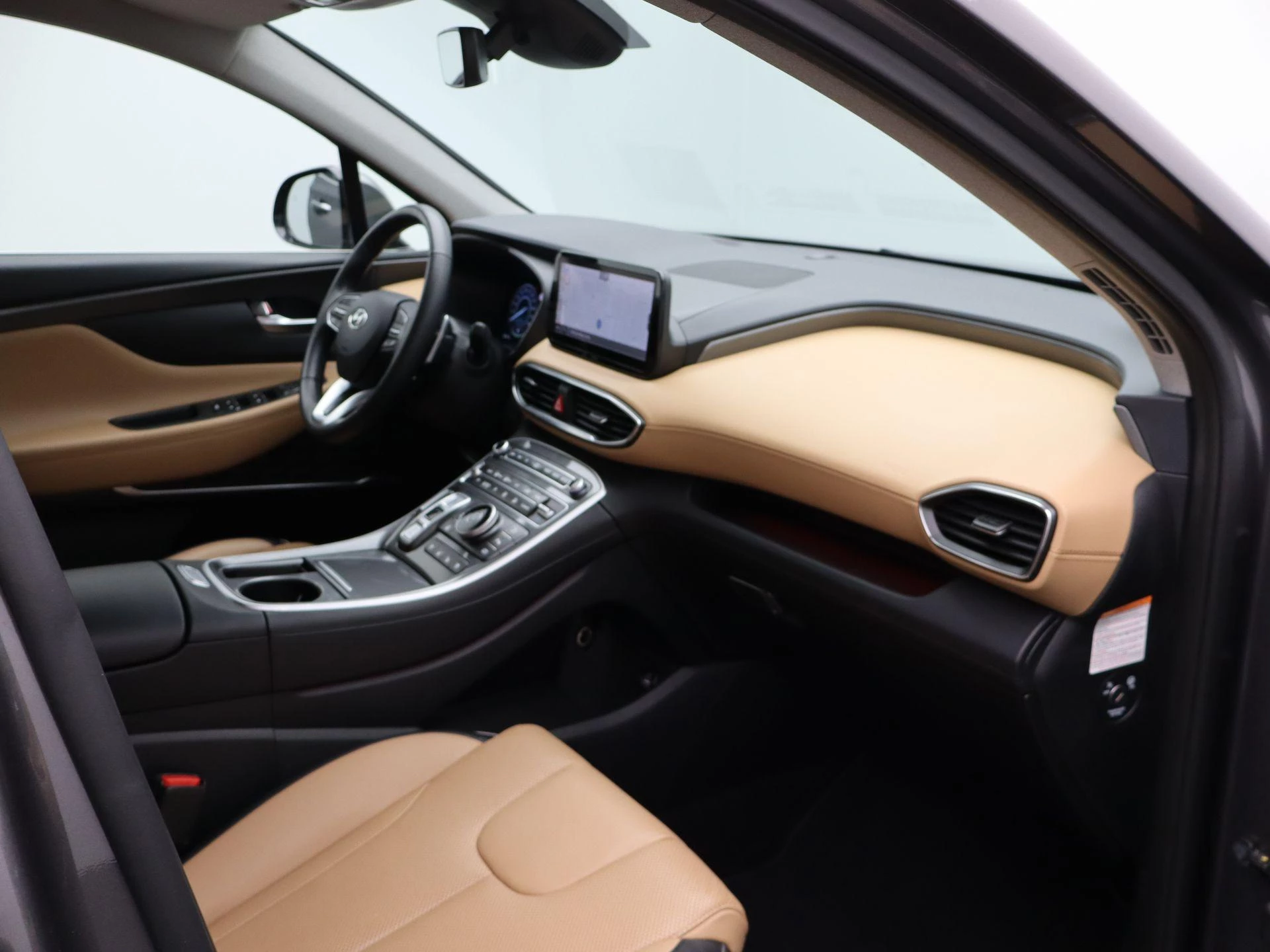 Hyundai-Santa Fe-image-34