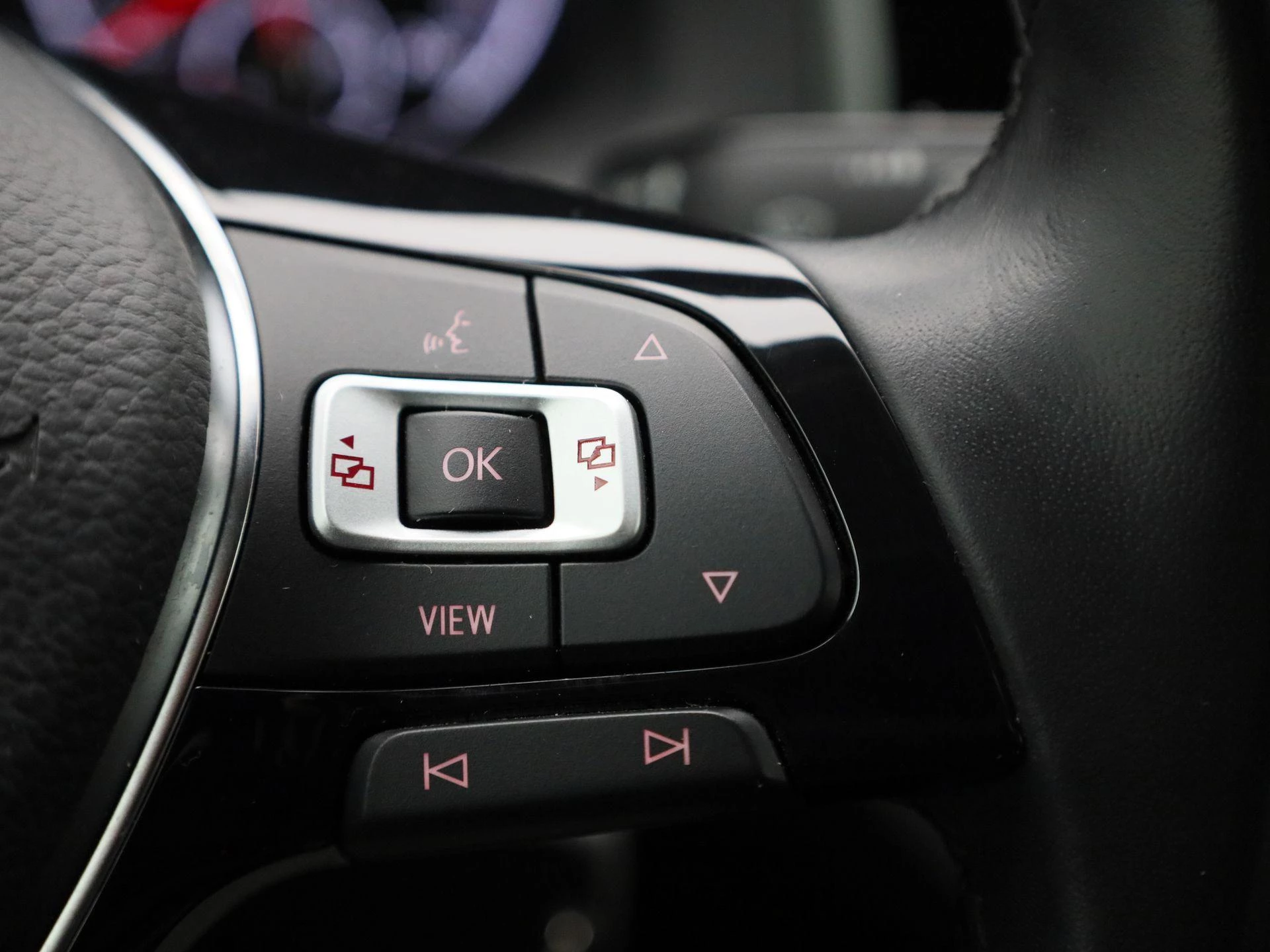 Volkswagen-Polo-image-20