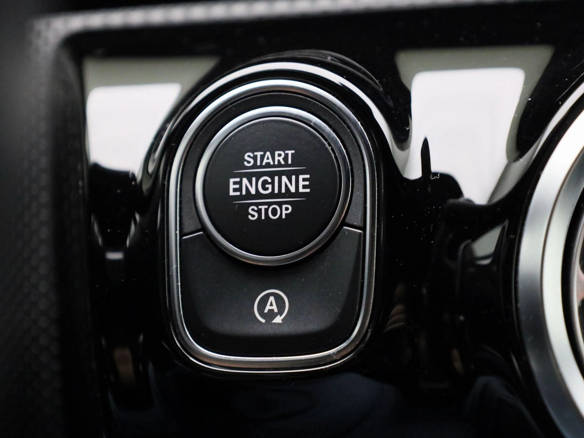 Mercedes-Benz A-Klasse Limousine 180 AMG Line