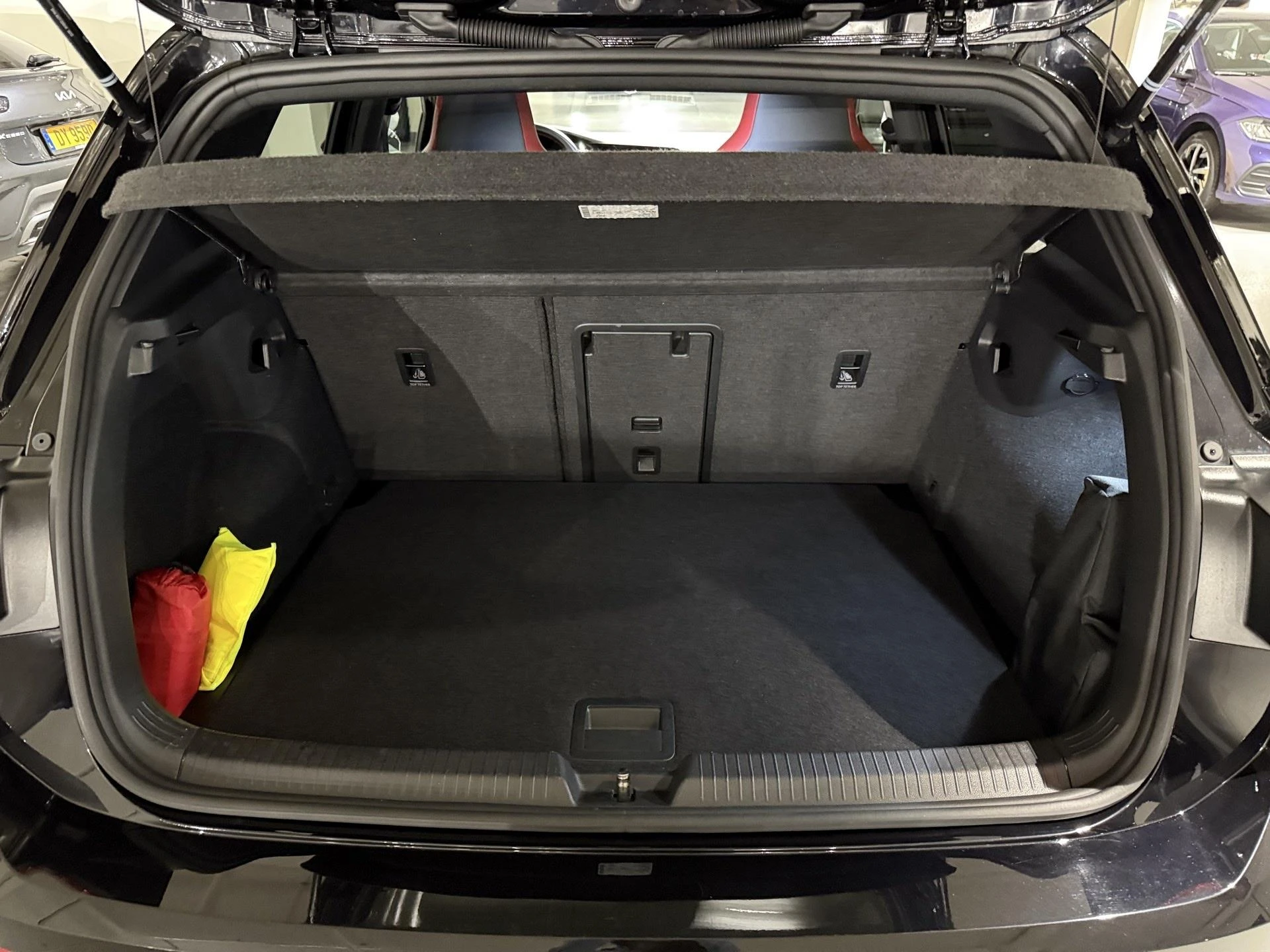 Volkswagen-Golf-image-11