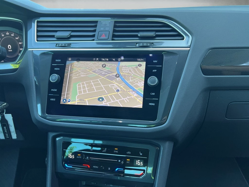 Volkswagen Tiguan 1.5 TSI DSG Elegance *Navi*Matrix*