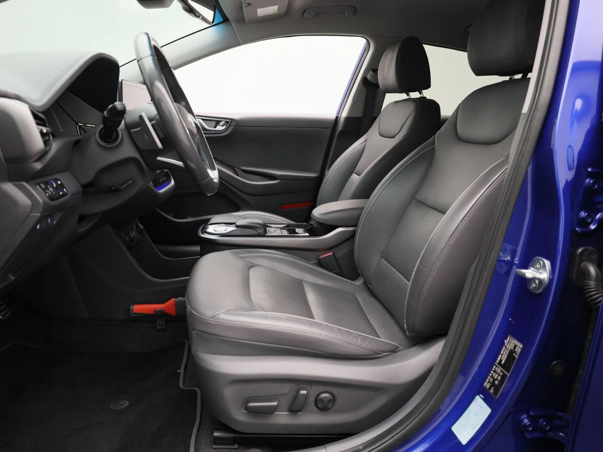 Hyundai-IONIQ-image-9