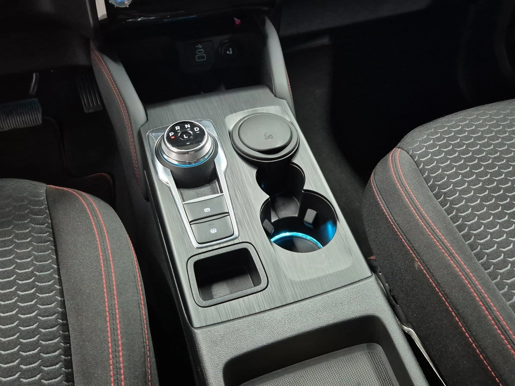 Ford Kuga ST-Line Aut.*KAM*LED-MATRIX*NAVI*GRA*WINTER-PKT.