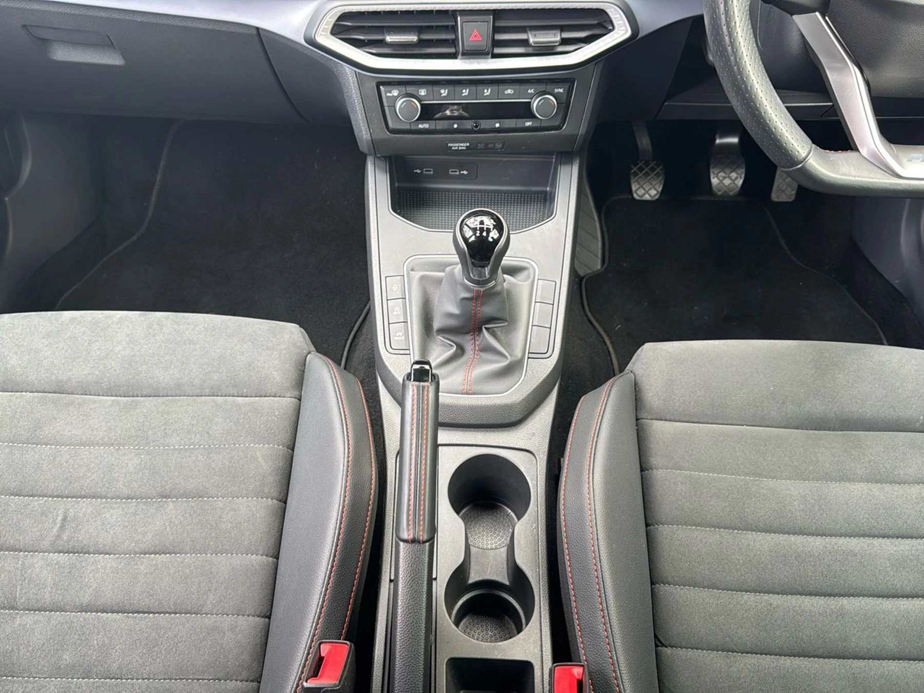 SEAT-Ibiza-image-12