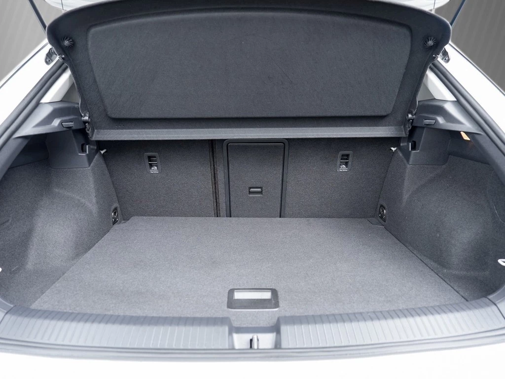 Volkswagen T-Roc 1.0 TSI Life /LED/Navi/RFK/ACC/DWA