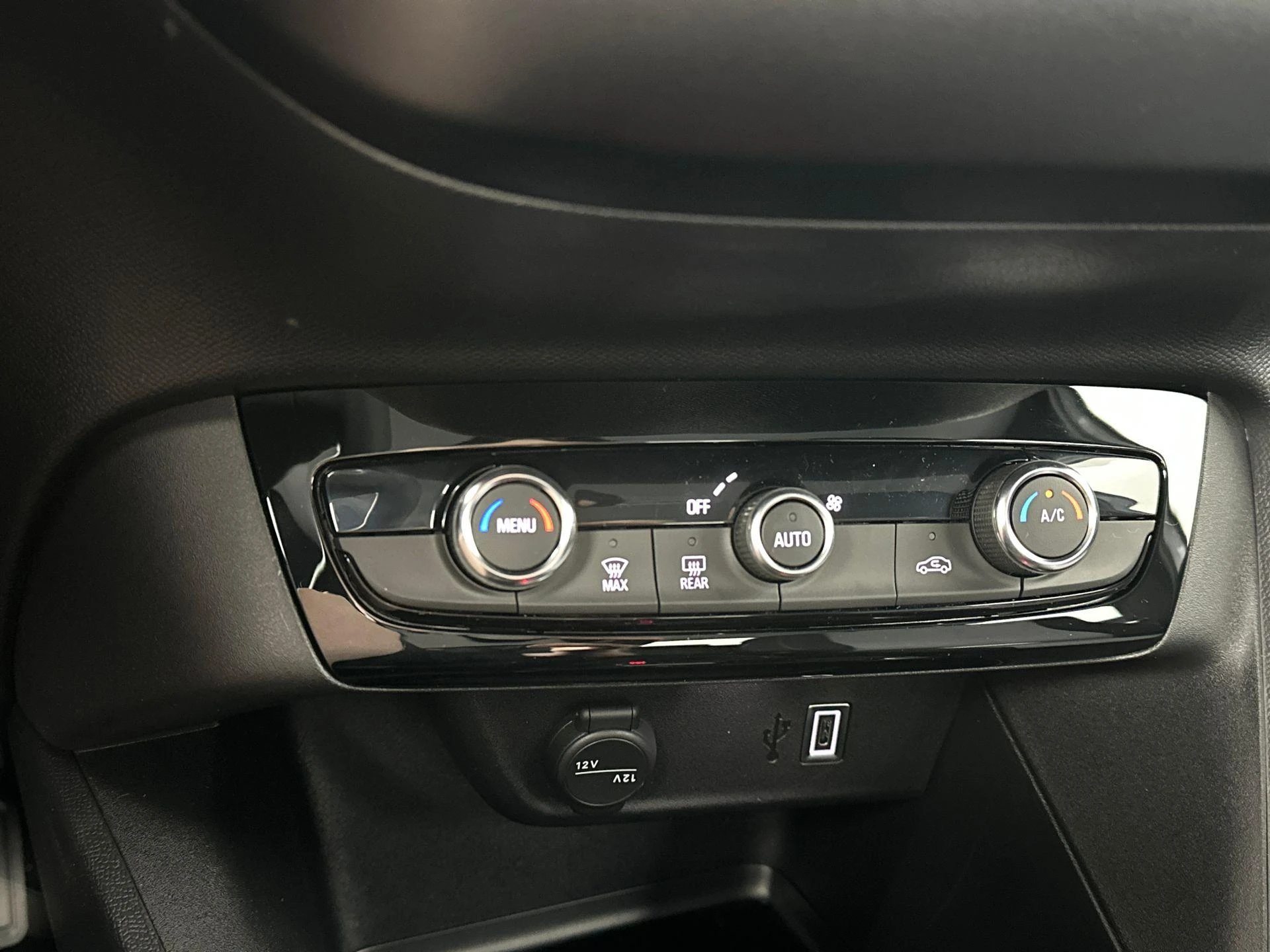 Opel-Corsa-e-image-17