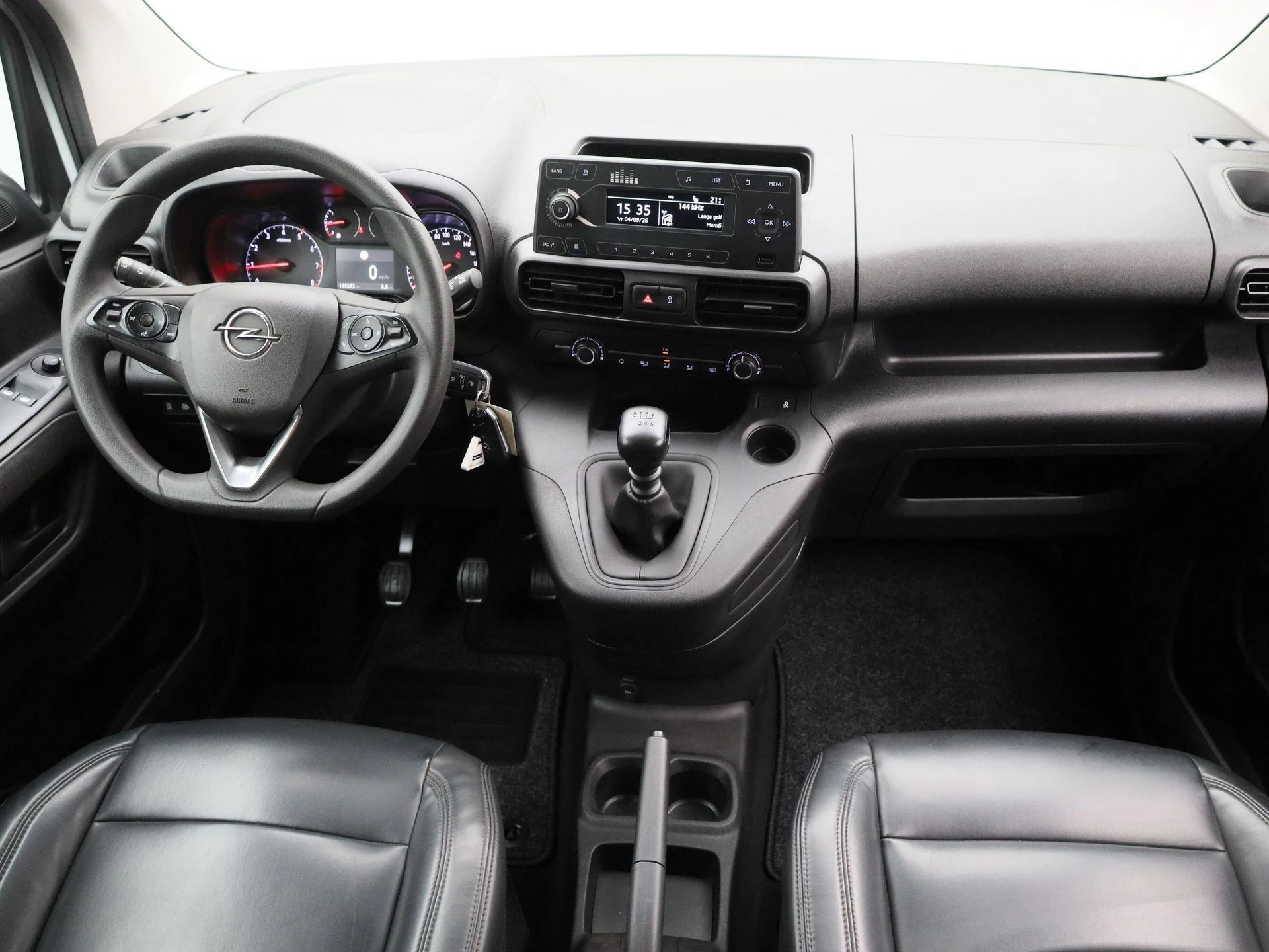 Opel-Combo Life-image-10