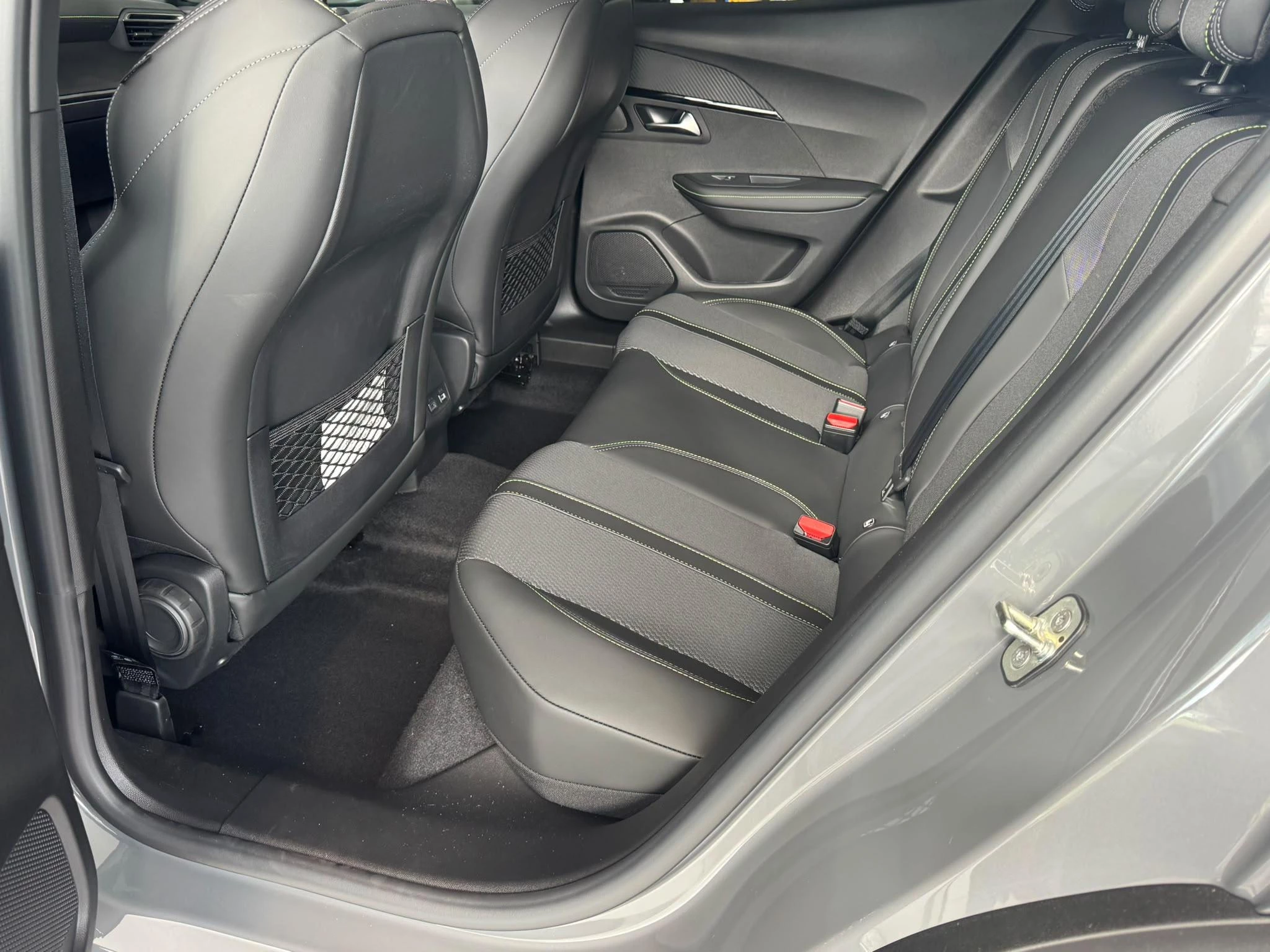 Peugeot-2008-image-9