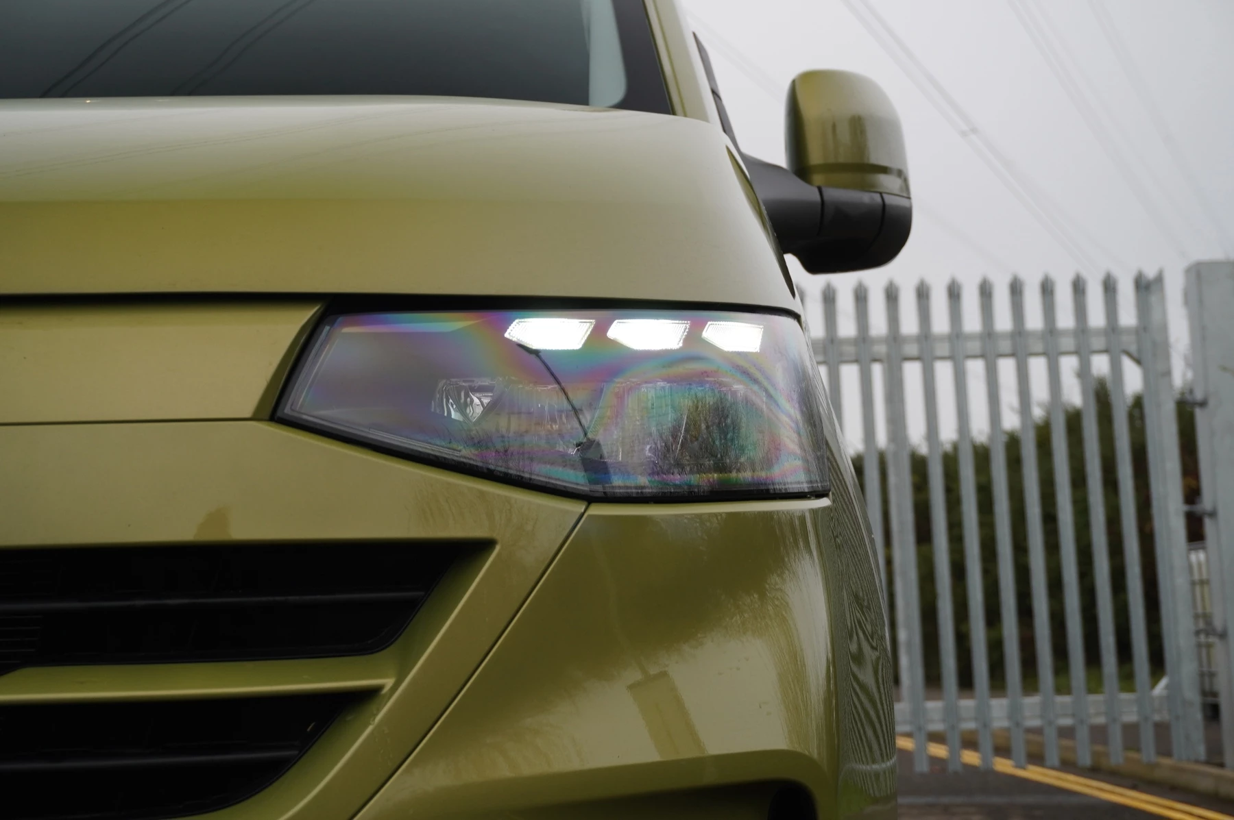 Volkswagen-Transporter-image-54