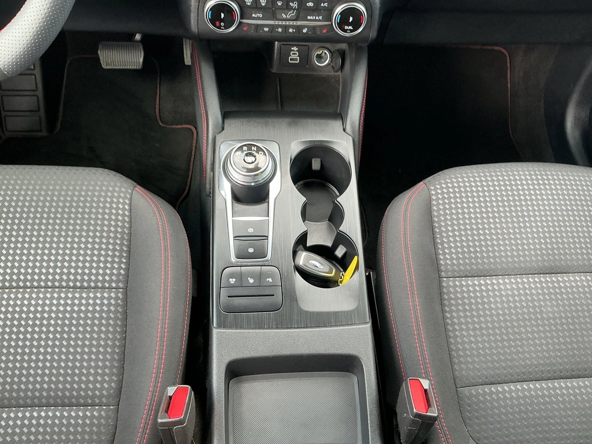 Ford Kuga 2.5 Duratec Hybrid FHEV St-Line FWD (EURO 6d)