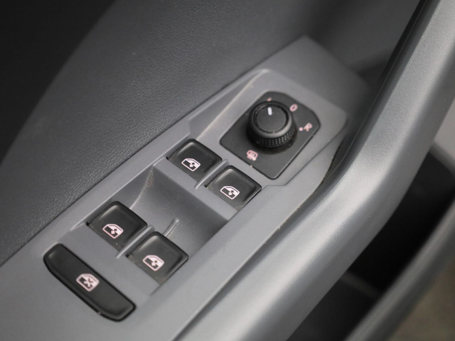 Volkswagen-T-Cross-image-29