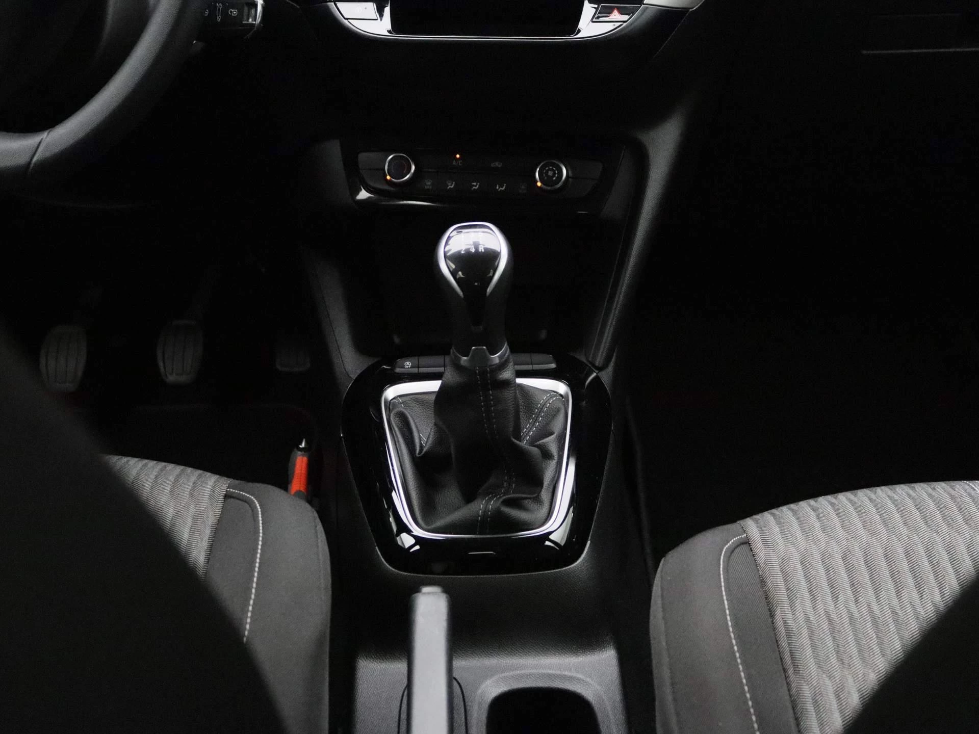 Opel-Corsa-image-9