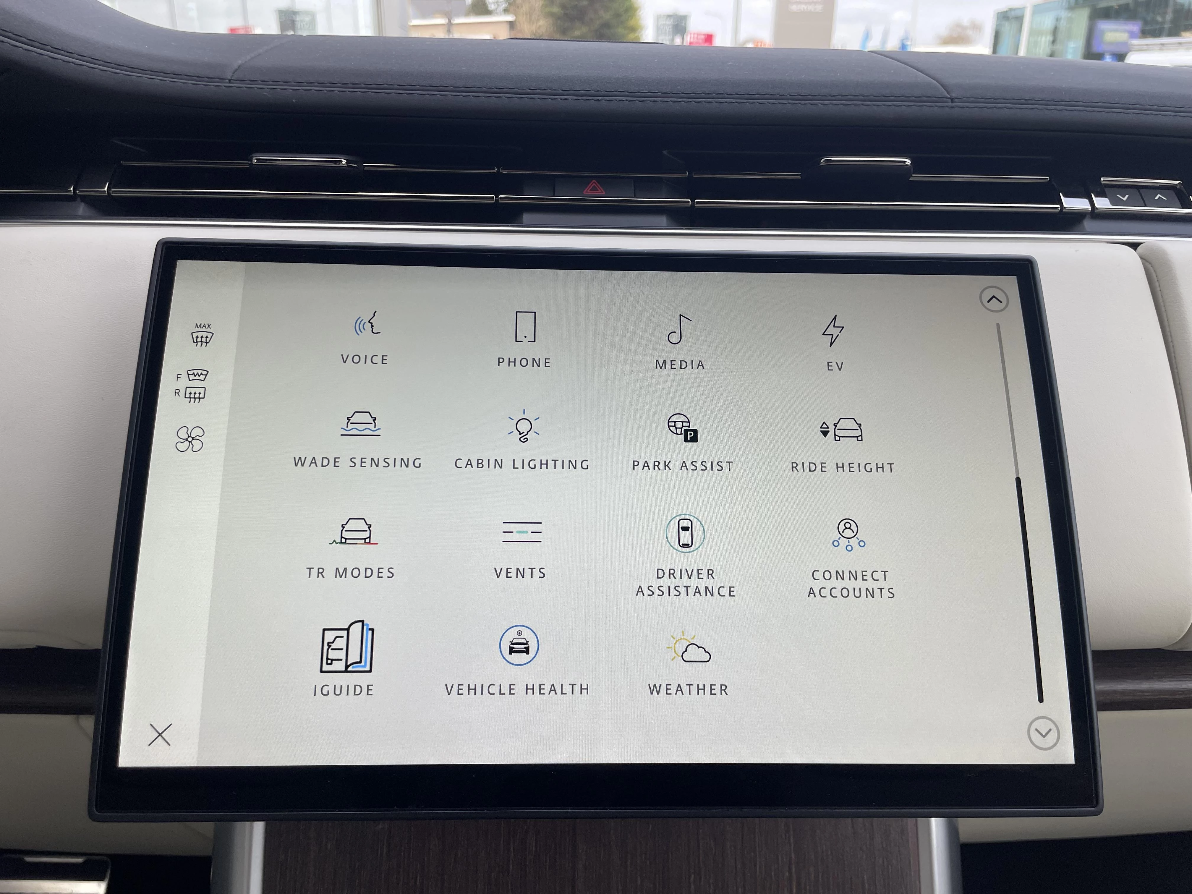 Land Rover Range Rover SWB P460e SE