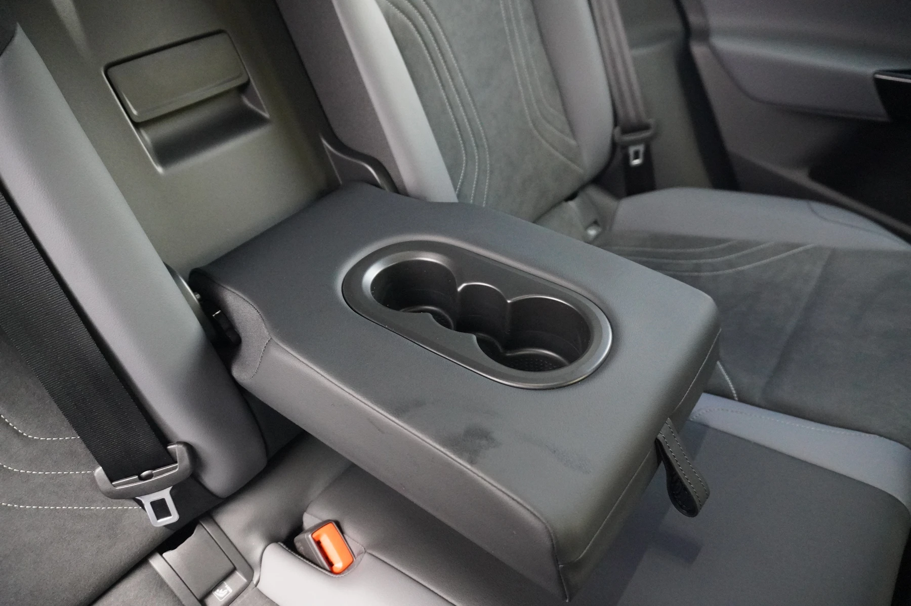 Volkswagen-ID.4-image-8