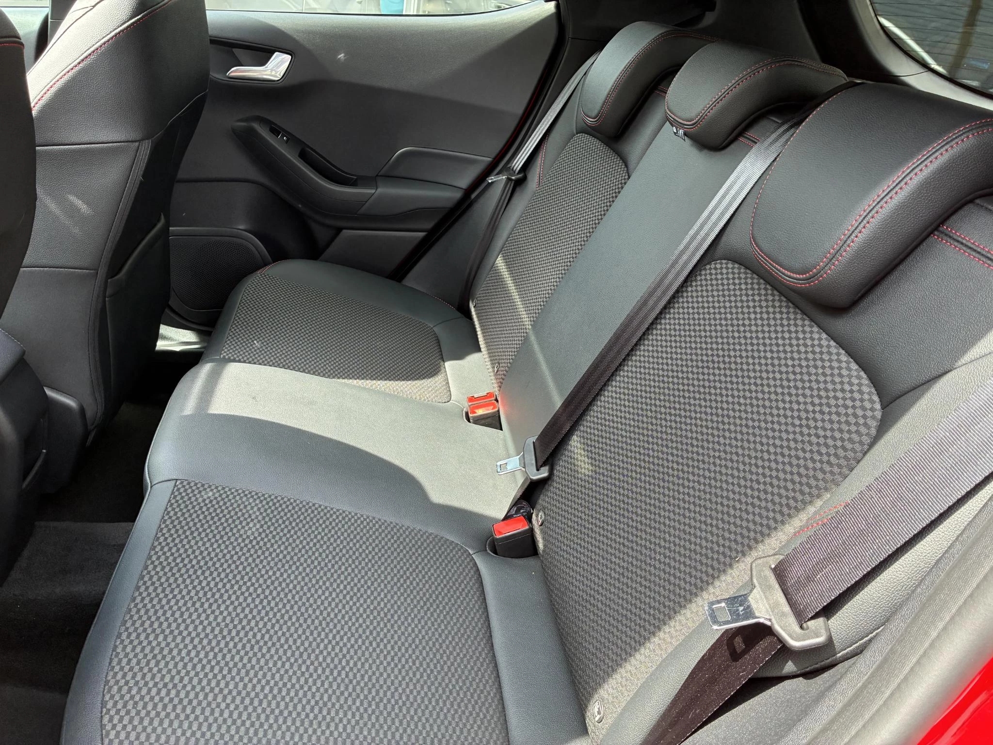 Ford Fiesta 1.0 EcoBoost Hybrid