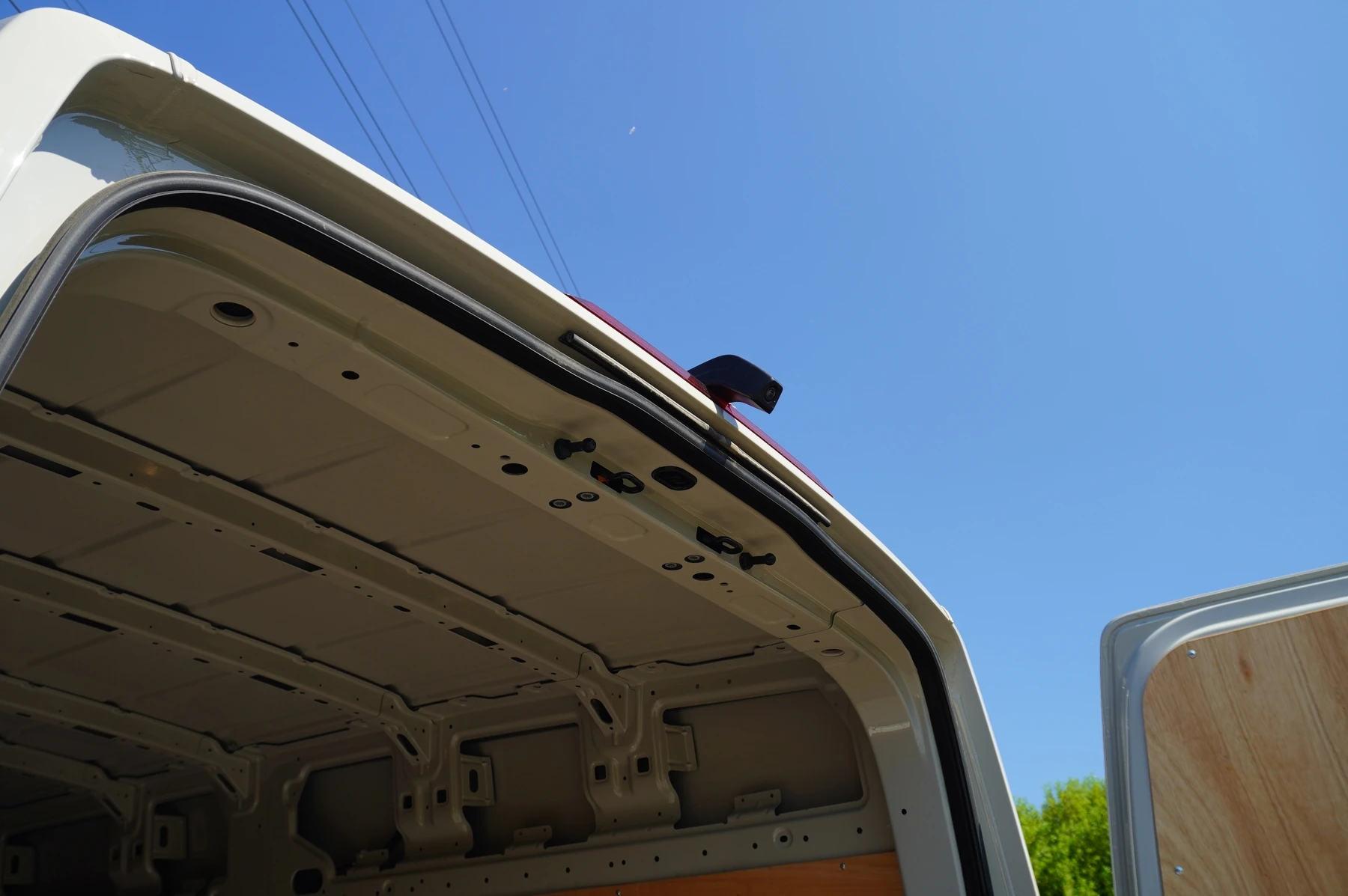 Volkswagen-Crafter-image-40
