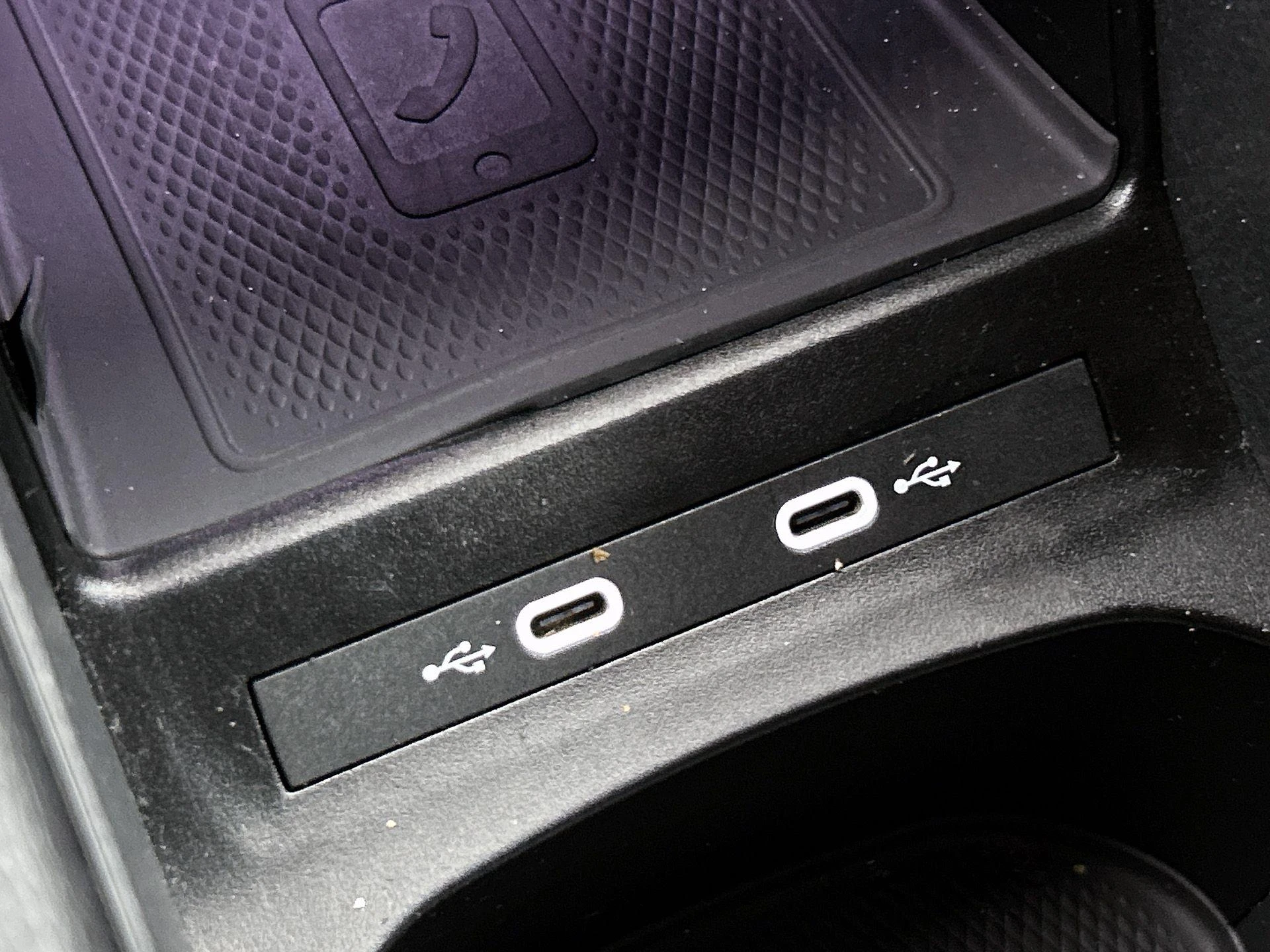 Volkswagen-ID.4-image-40