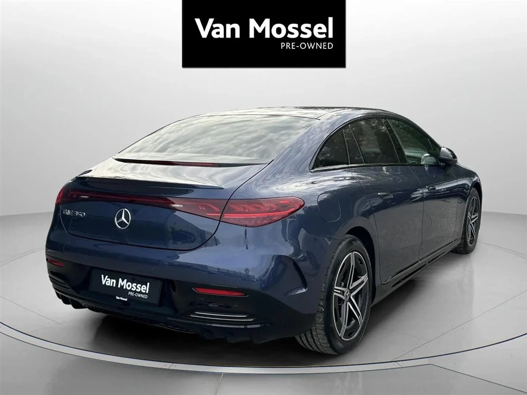 Mercedes-Benz-EQE-image-4