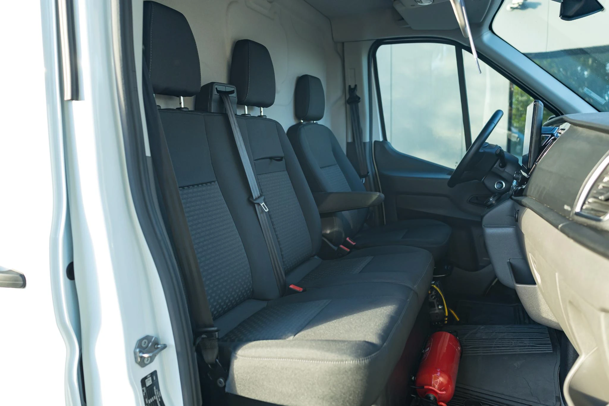 Ford-E-Transit-image-12