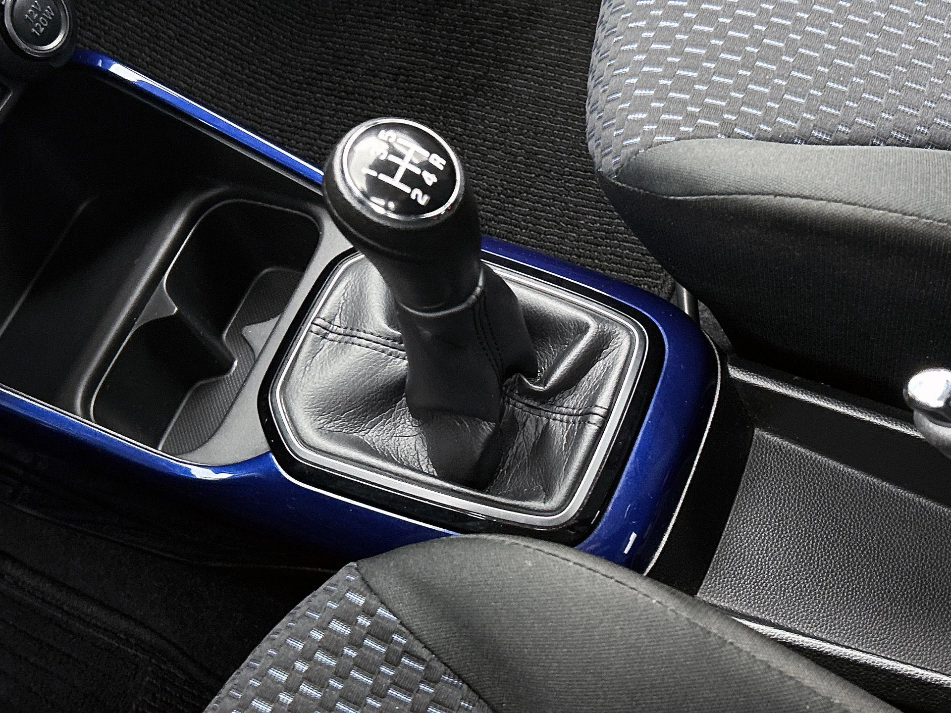 Suzuki-Ignis-image-29