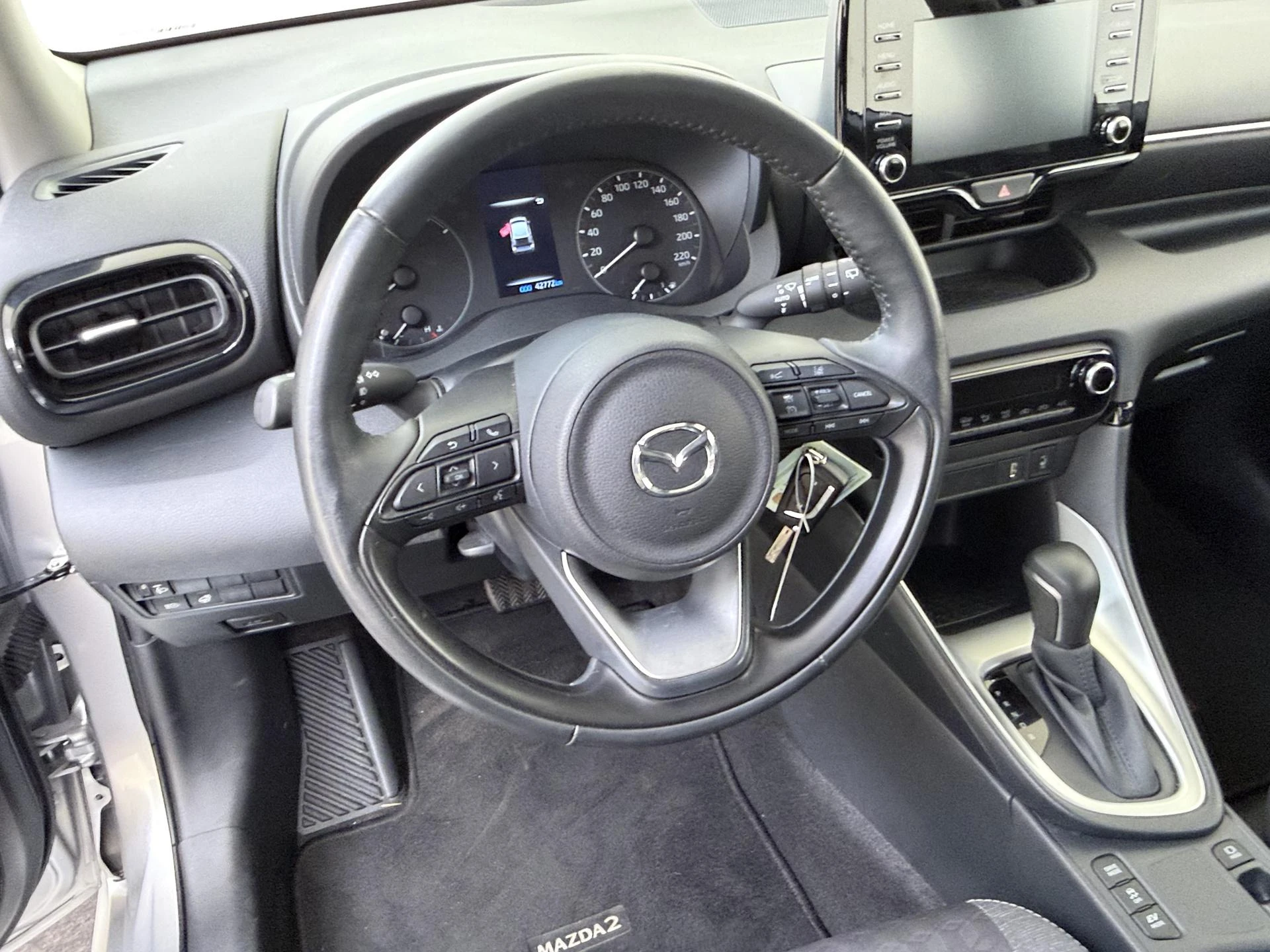 Mazda-2 Hybrid-image-9