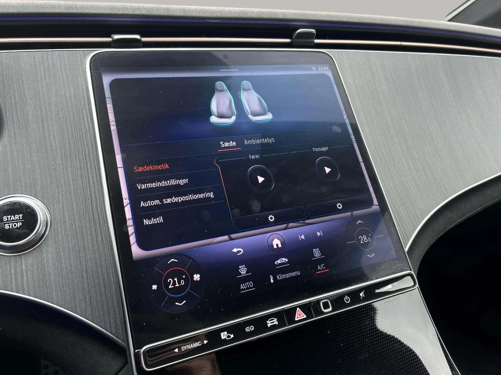 Mercedes-Benz-EQE-image-18