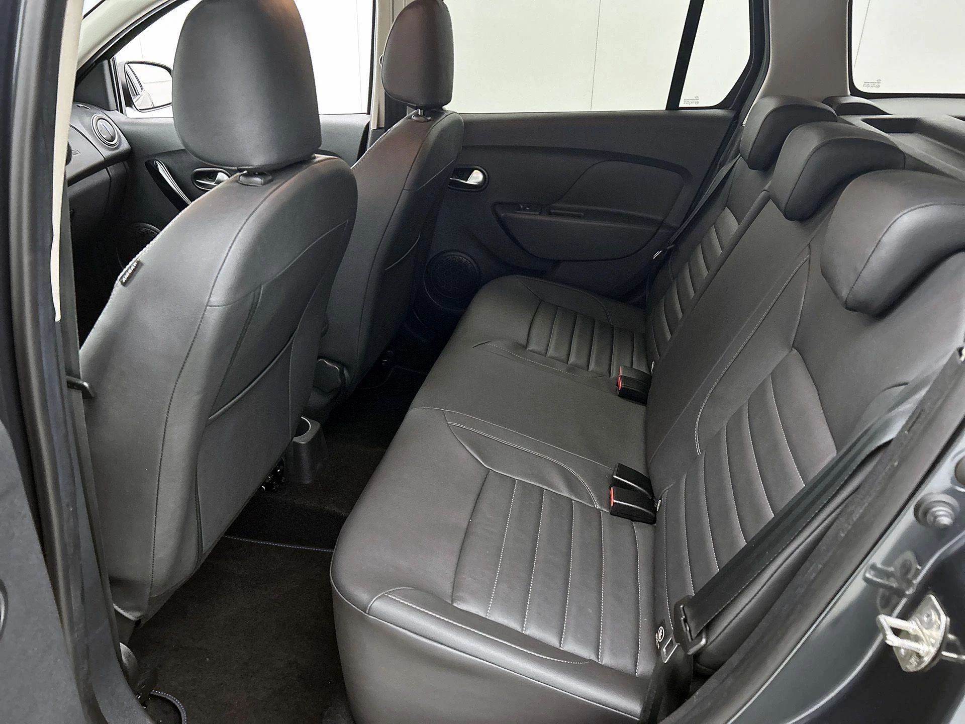 Dacia-Logan-image-28
