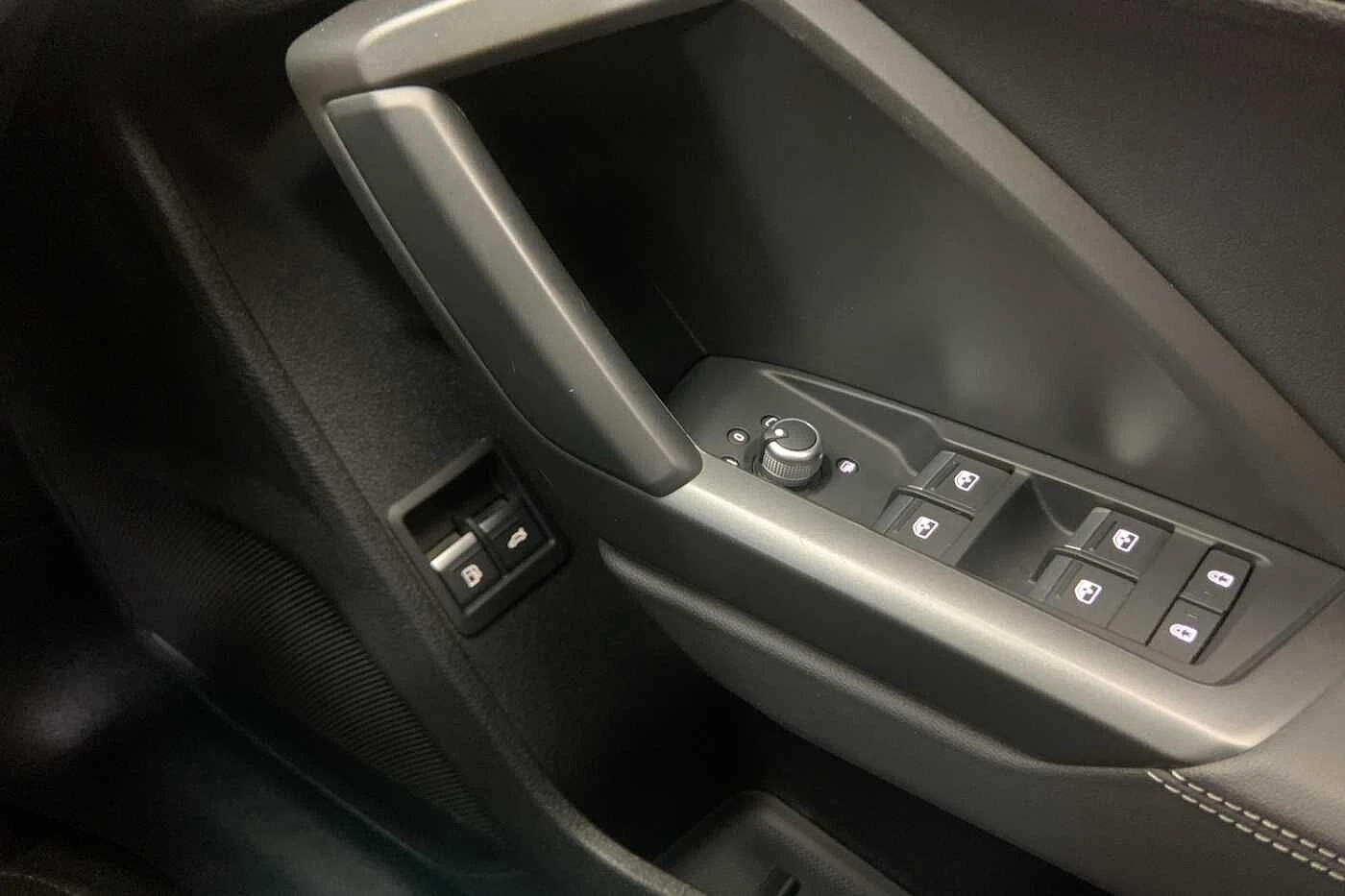 Audi-Q3-image-25
