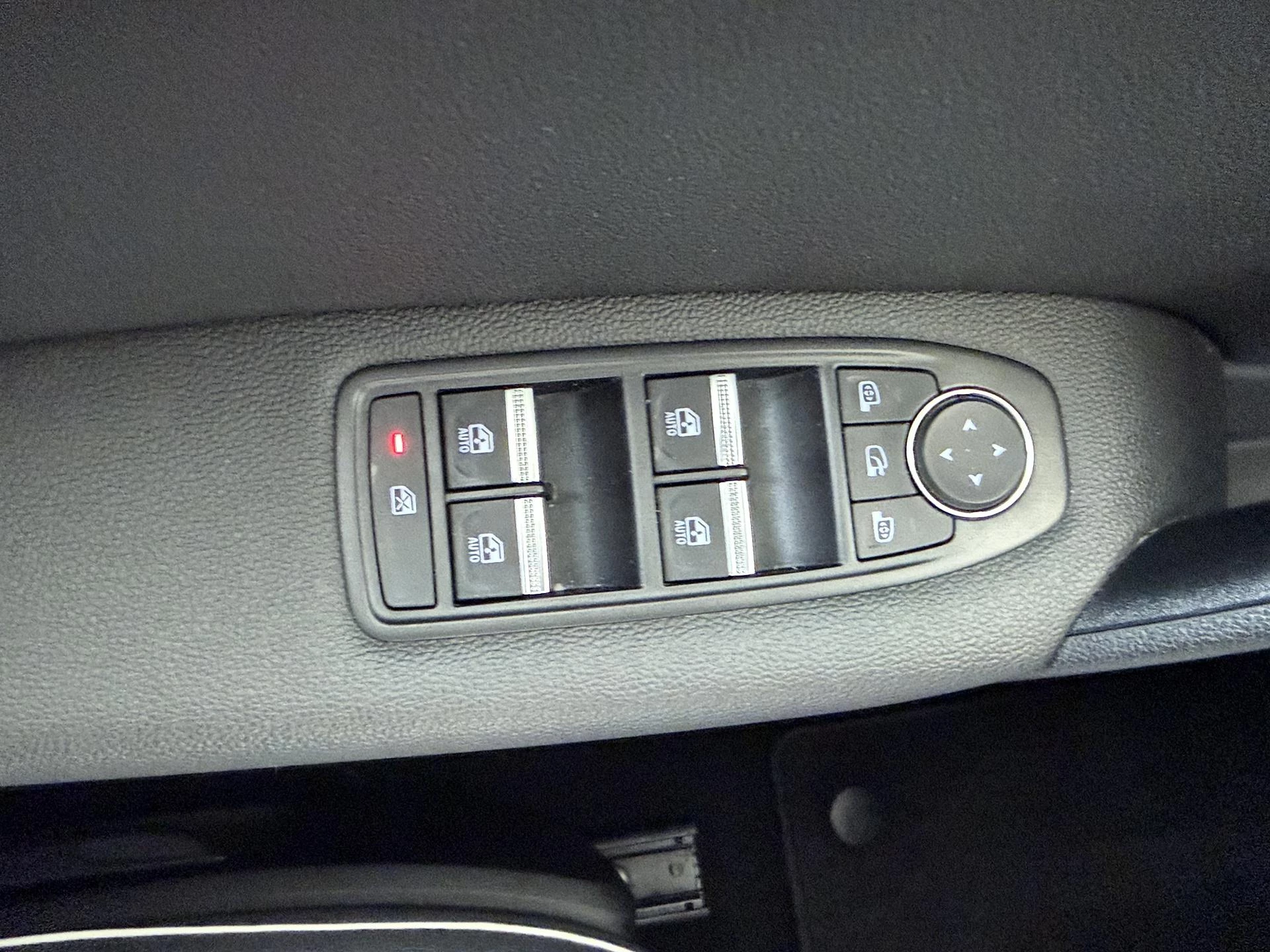 Renault-Captur-image-28