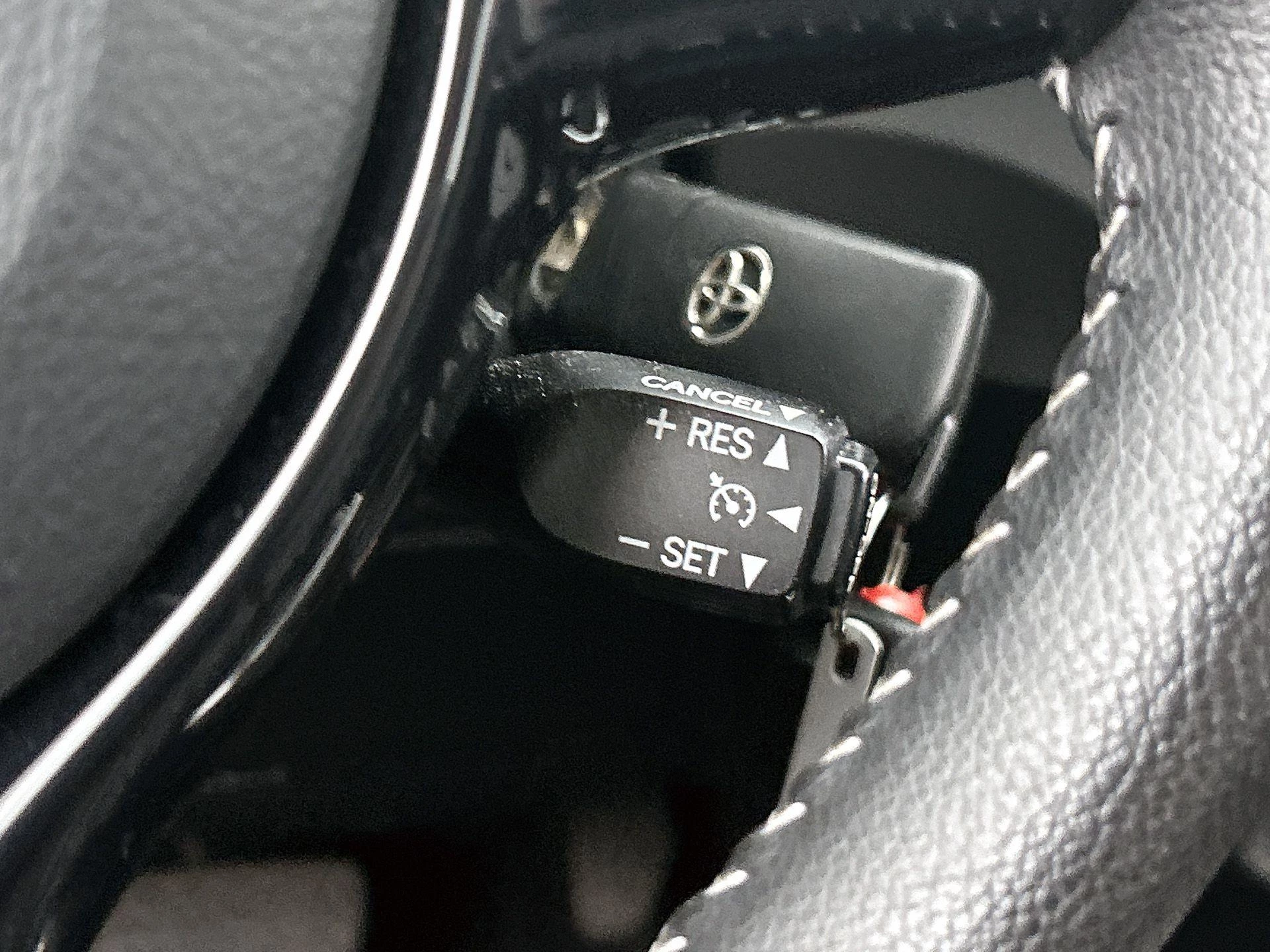 Toyota-Yaris-image-5